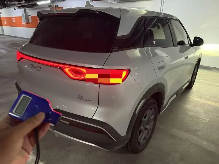 2024 BYD YUANUP thumbnail 3