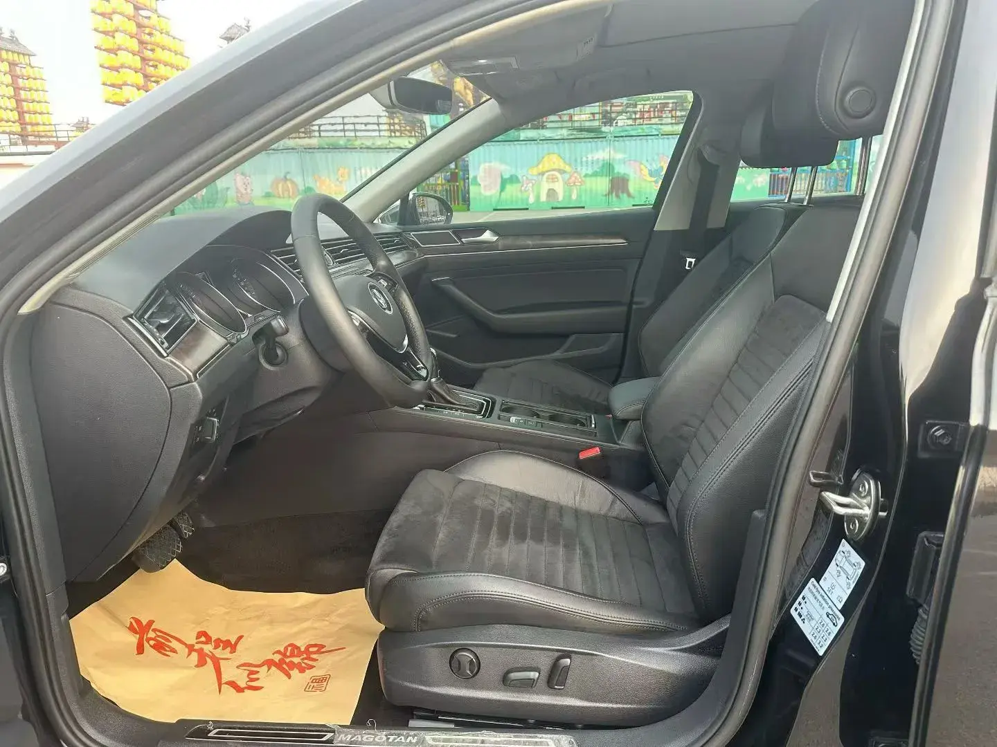 2017 VOLKSWAGEN MAGOTAN thumbnail 4