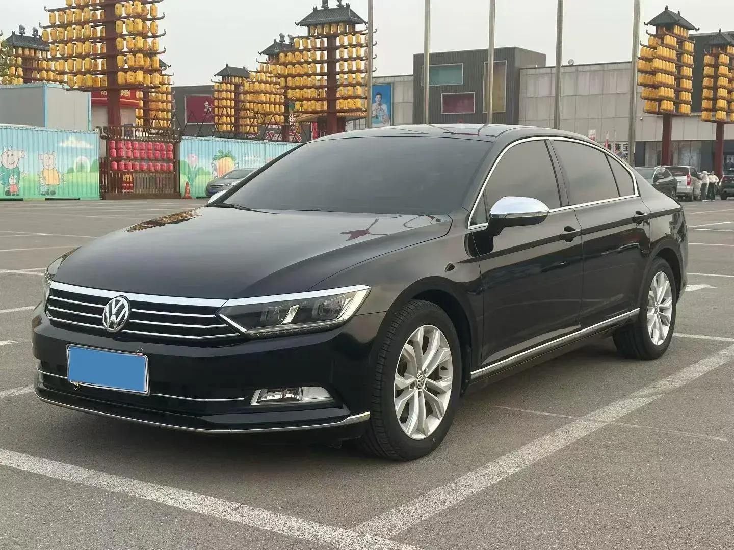 2017 VOLKSWAGEN MAGOTAN view 1