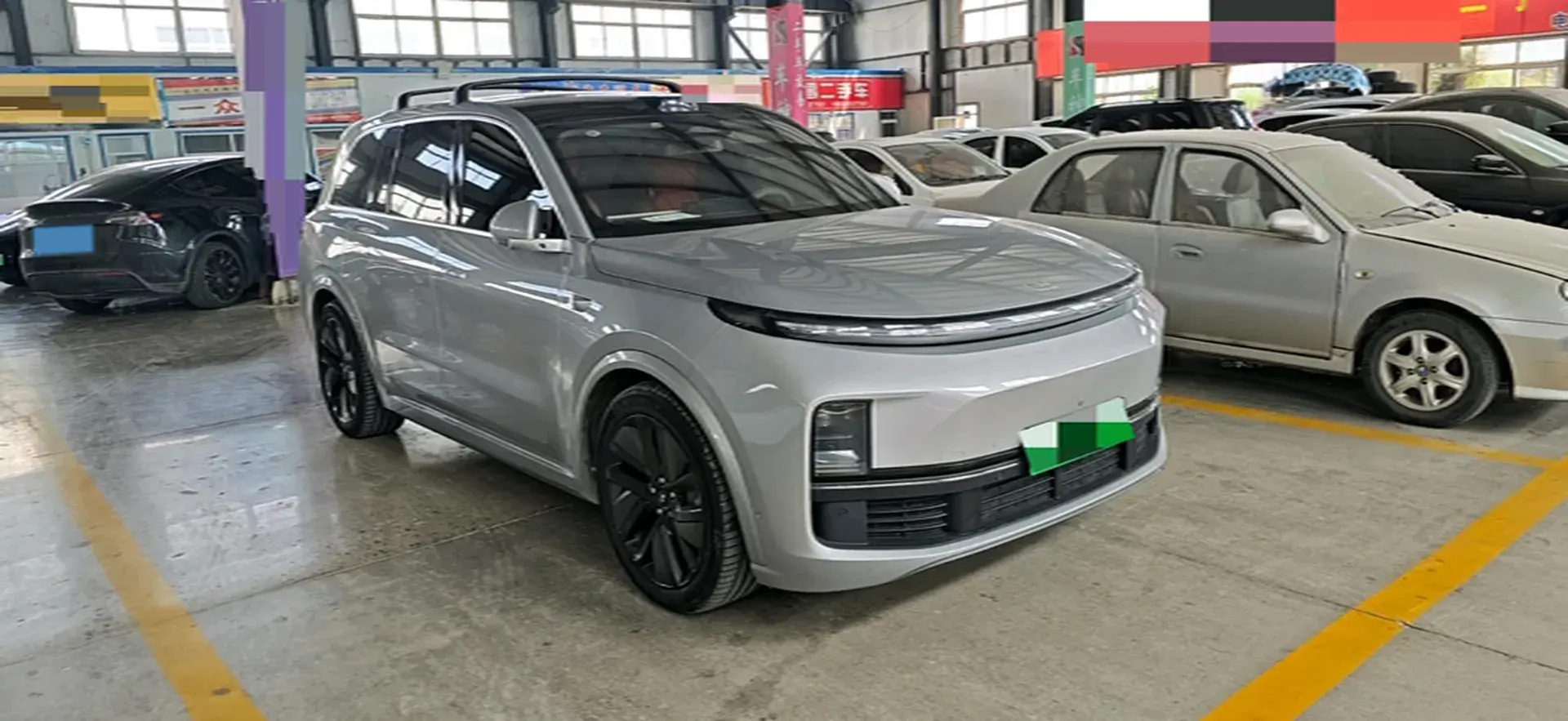 2022 LI L9 thumbnail 2