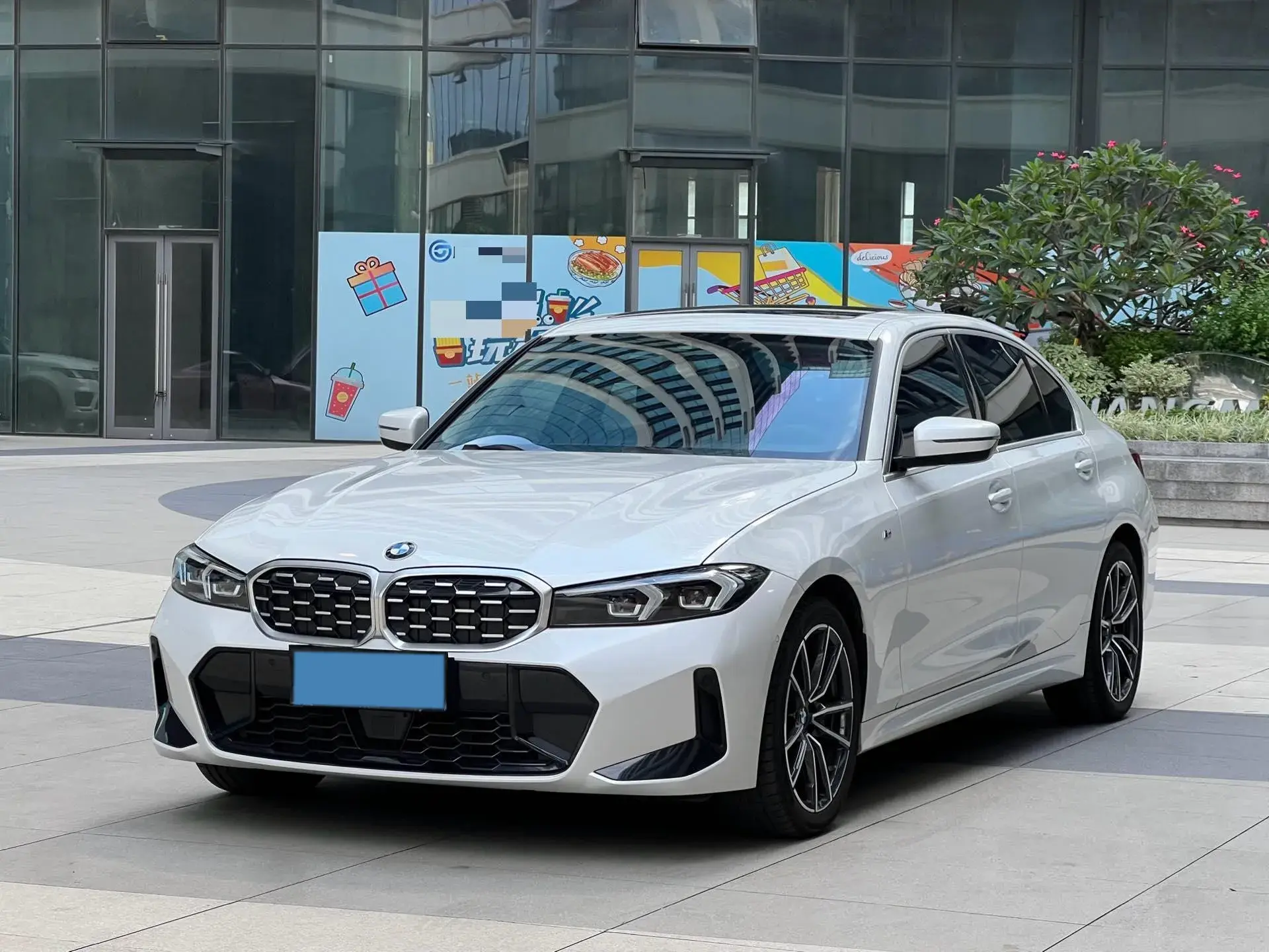 2025 BMW 3 view 1