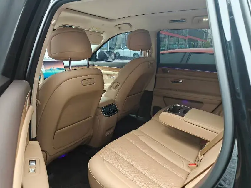 2024 AITO AITO thumbnail 4