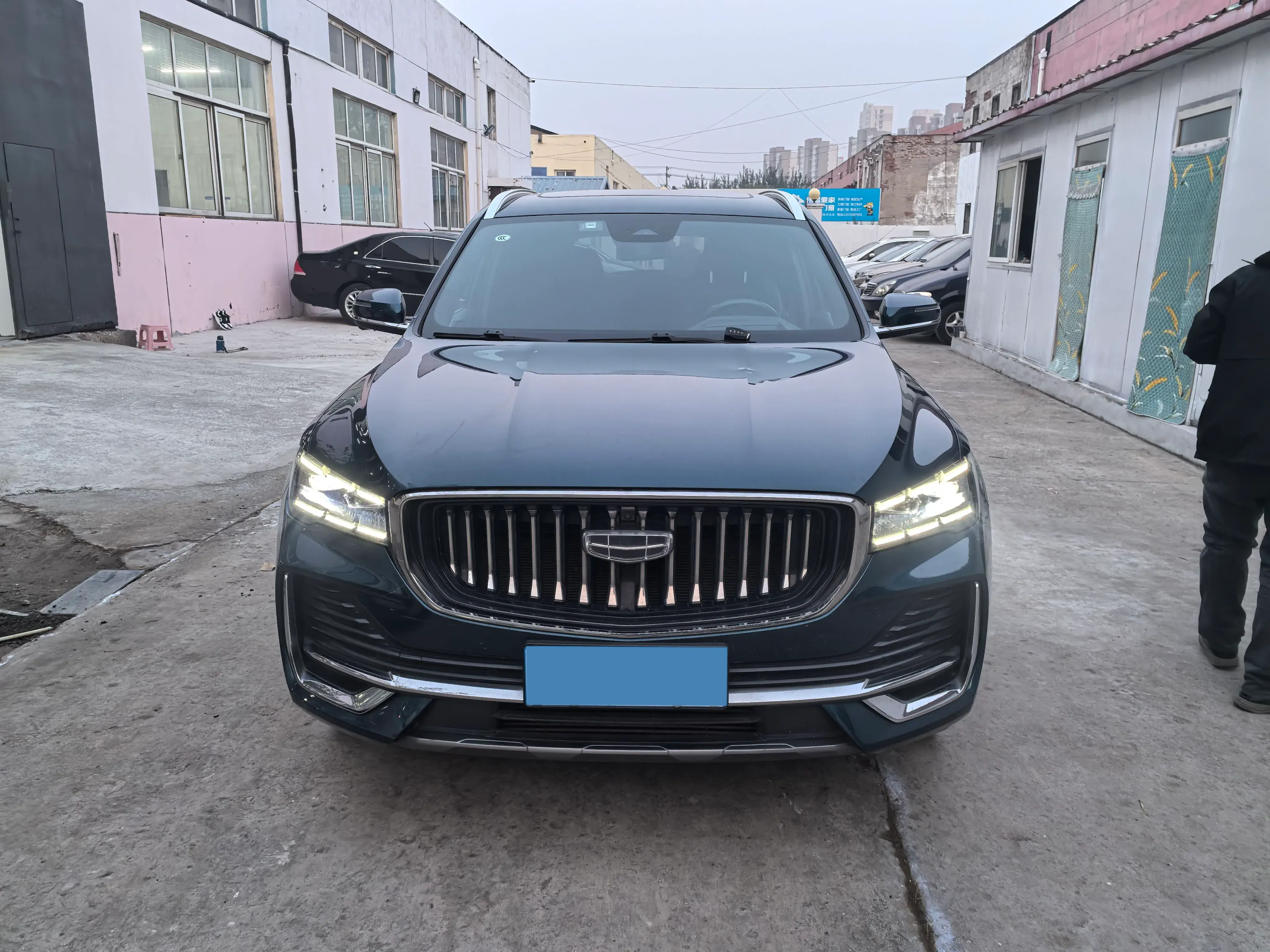 2021 GEELY MONJARO thumbnail 2