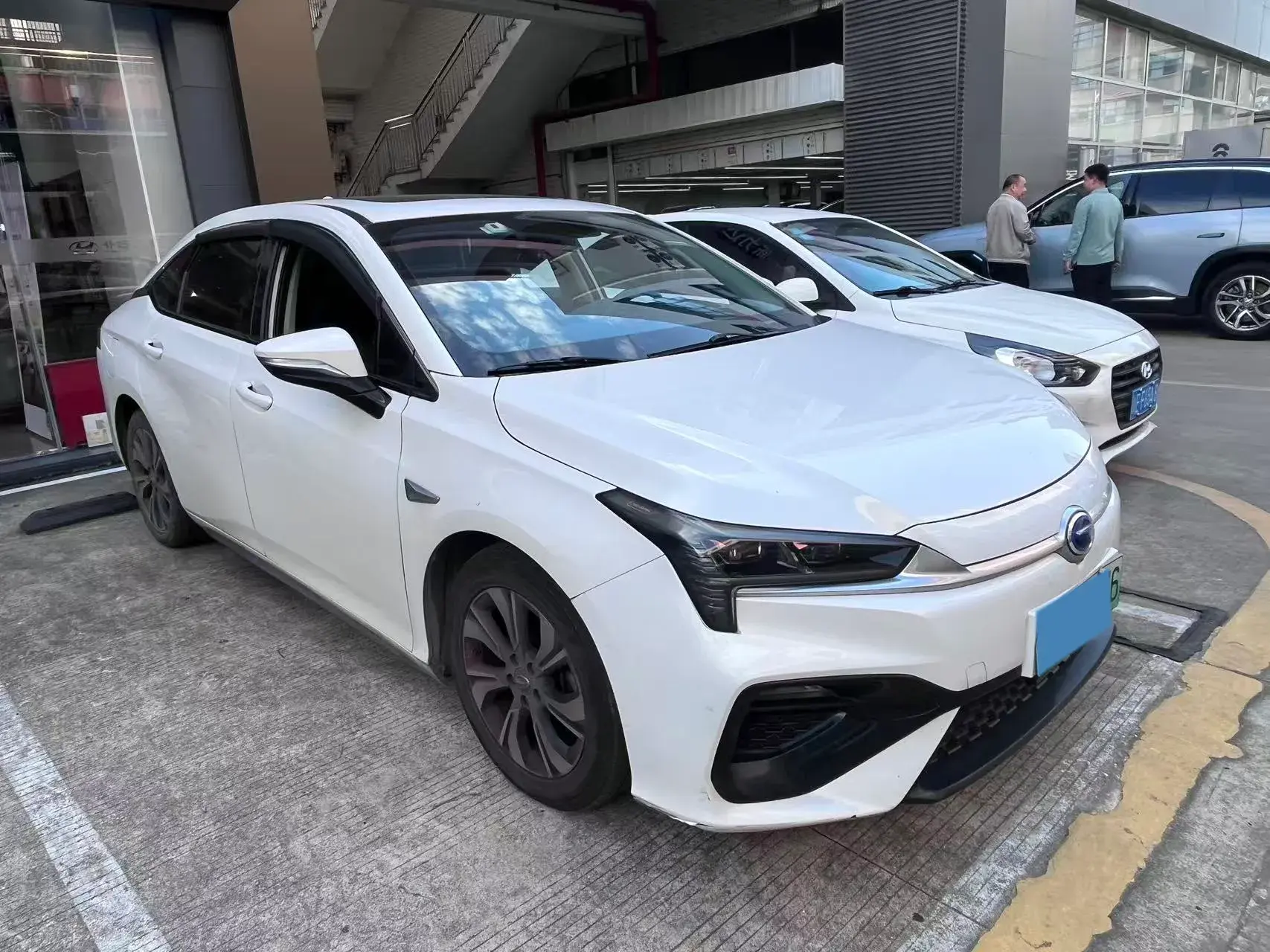 2019 AION S thumbnail 3