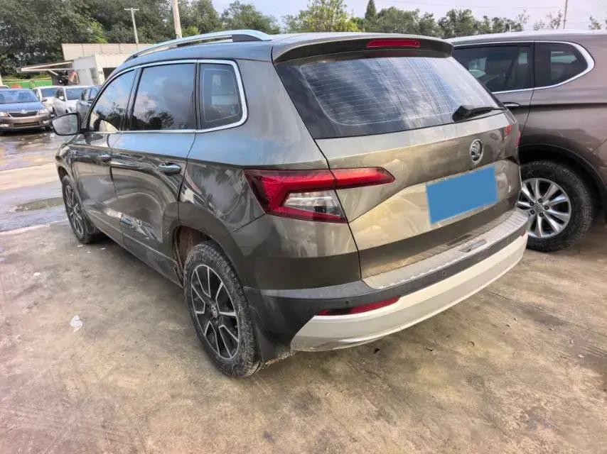 2018 SKODA KAROQ thumbnail 3