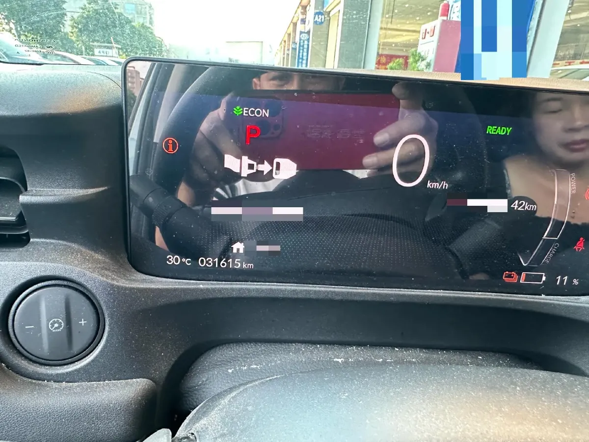 2022 Zeekr 009 BEV 140KWH,autocango,china used car exporter,china ev exporter,chinese used car exporter,chinese used ev exporter