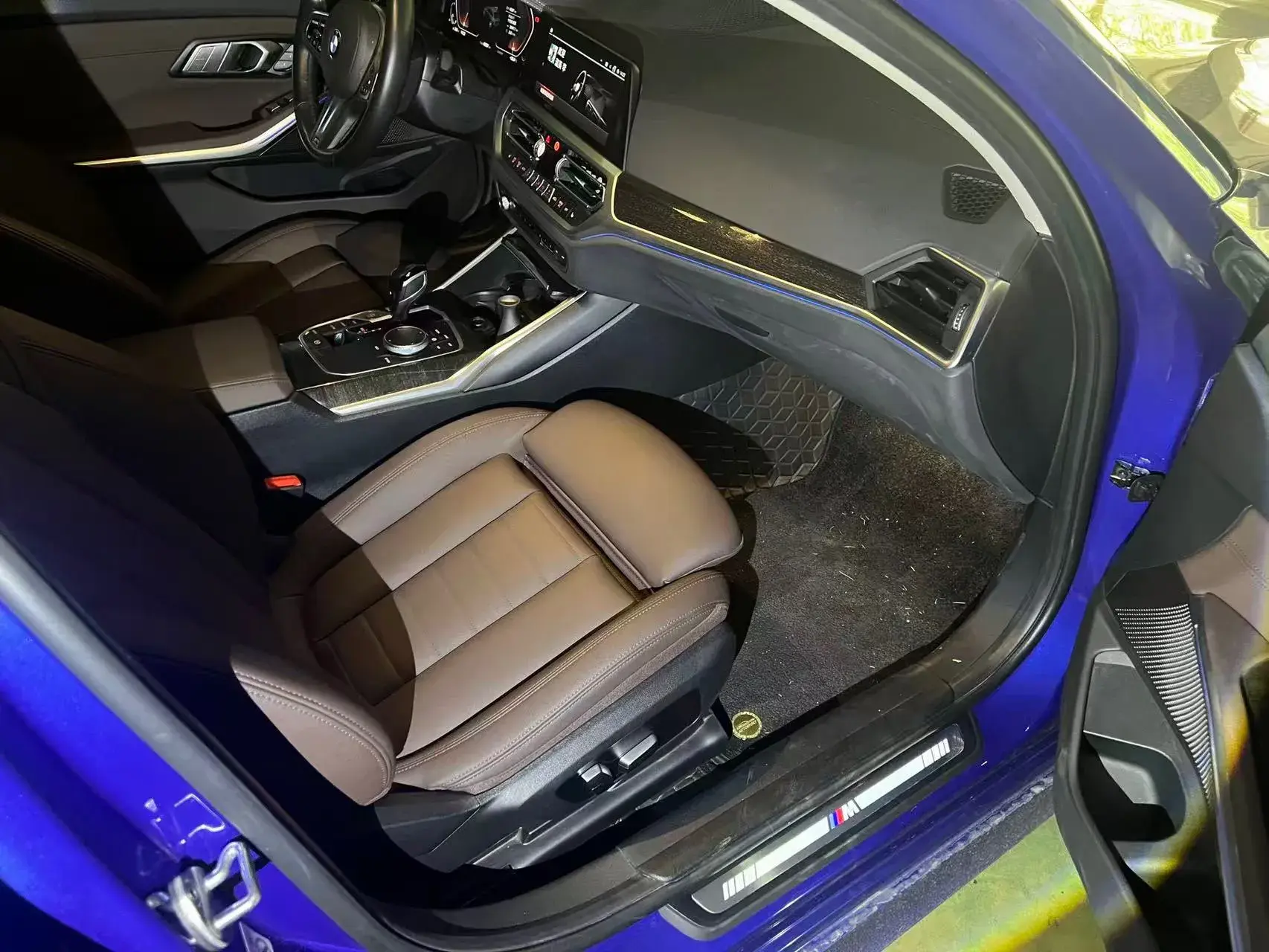 2020 BMW 3 thumbnail 3