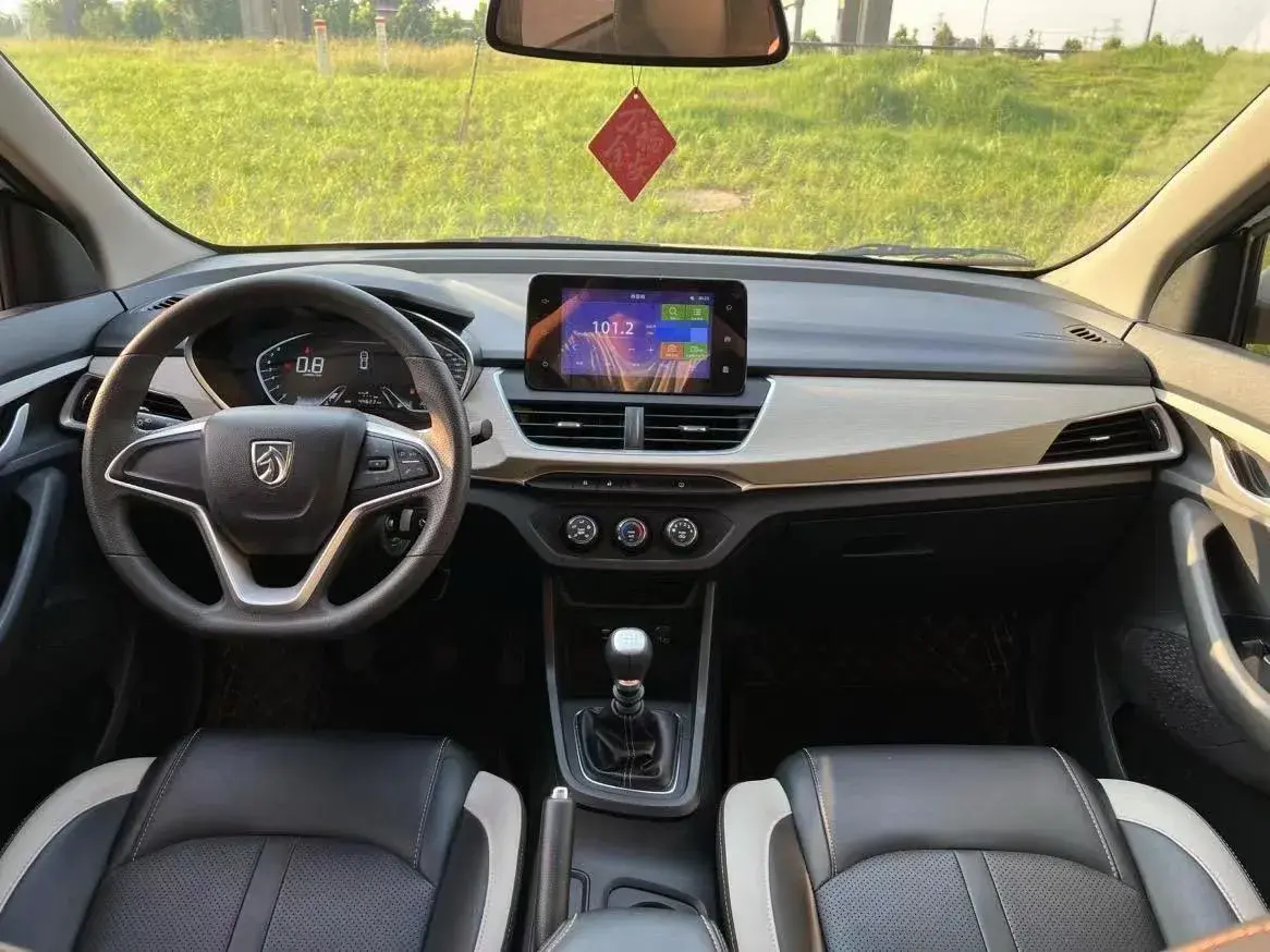 2021 BAOJUN 360 thumbnail 4