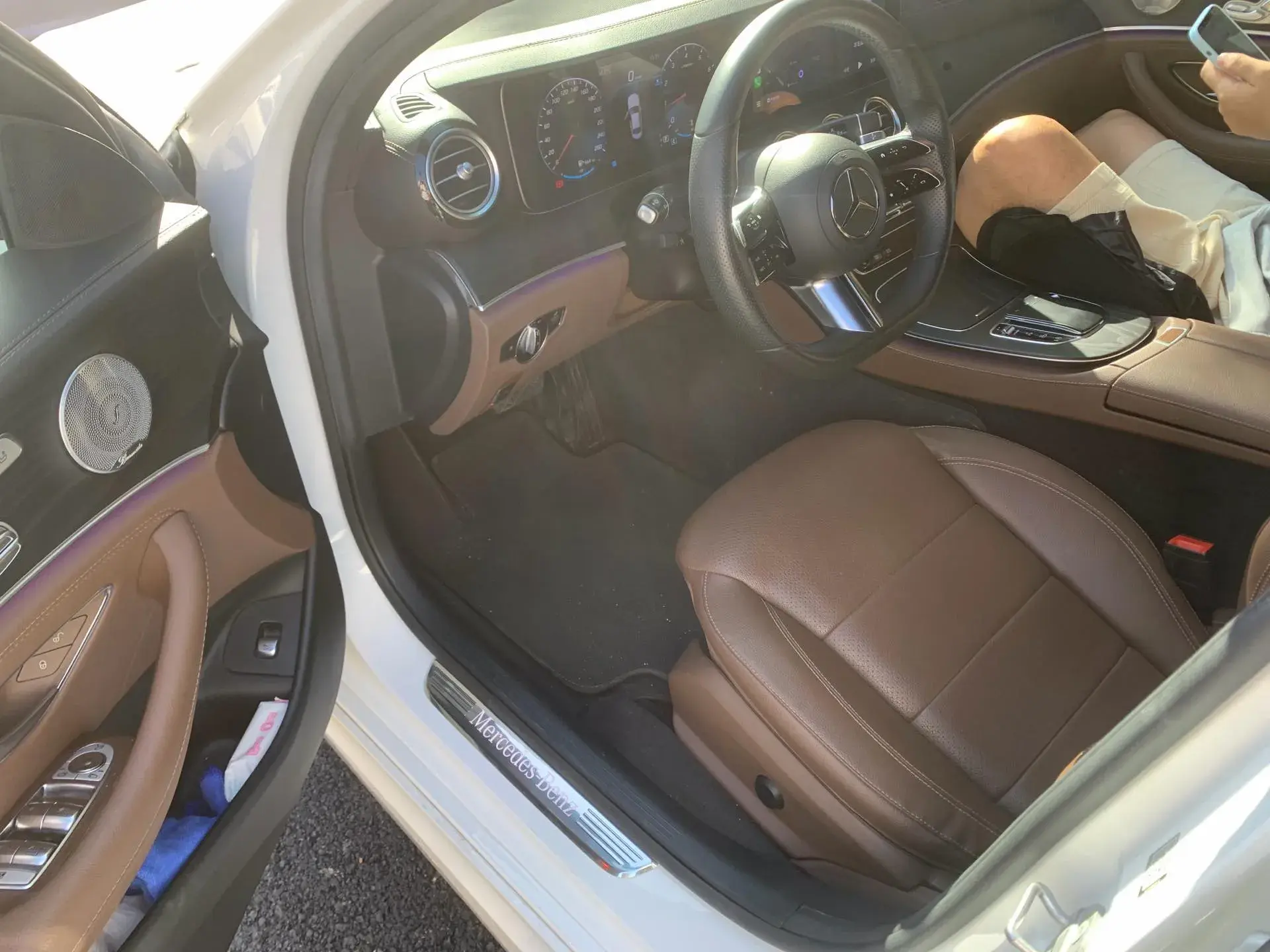 2021 MERCEDES-BENZ E thumbnail 2