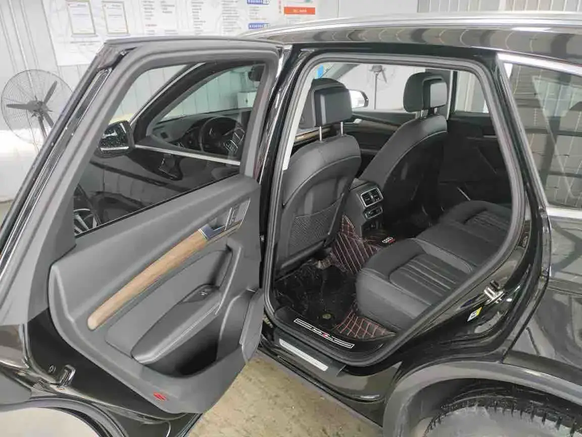 2022 AUDI Q5L thumbnail 4