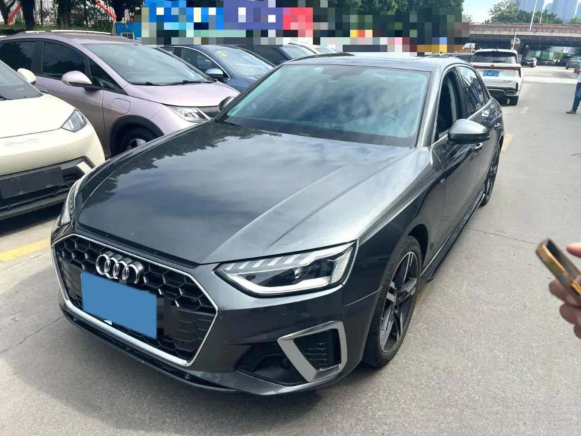 2020 AUDI A4L view 1