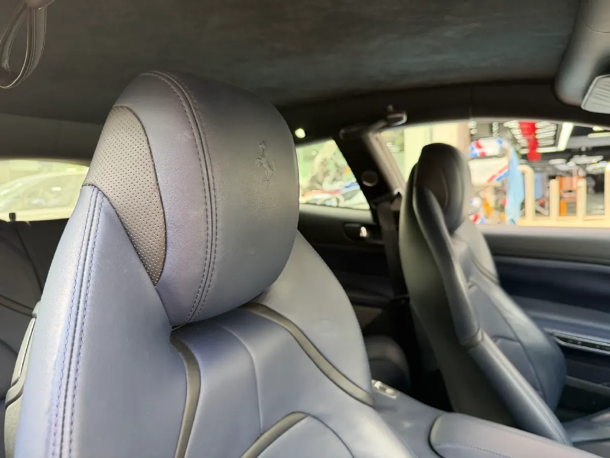 2017 Ferrari GTC4 Lusso 3.9T 609HP V8 7DCT,autocango,china used car exporter,china ev exporter,chinese used car exporter,chinese used ev exporter