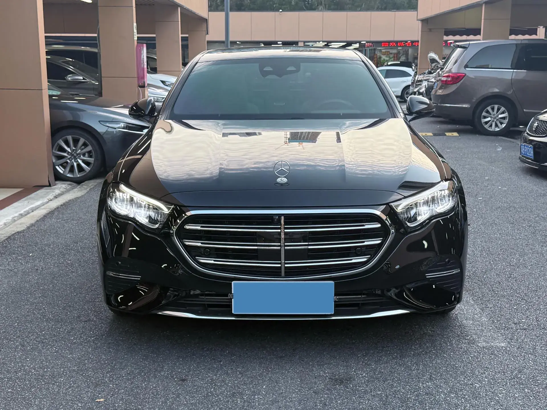 2025 MERCEDES-BENZ E thumbnail 2