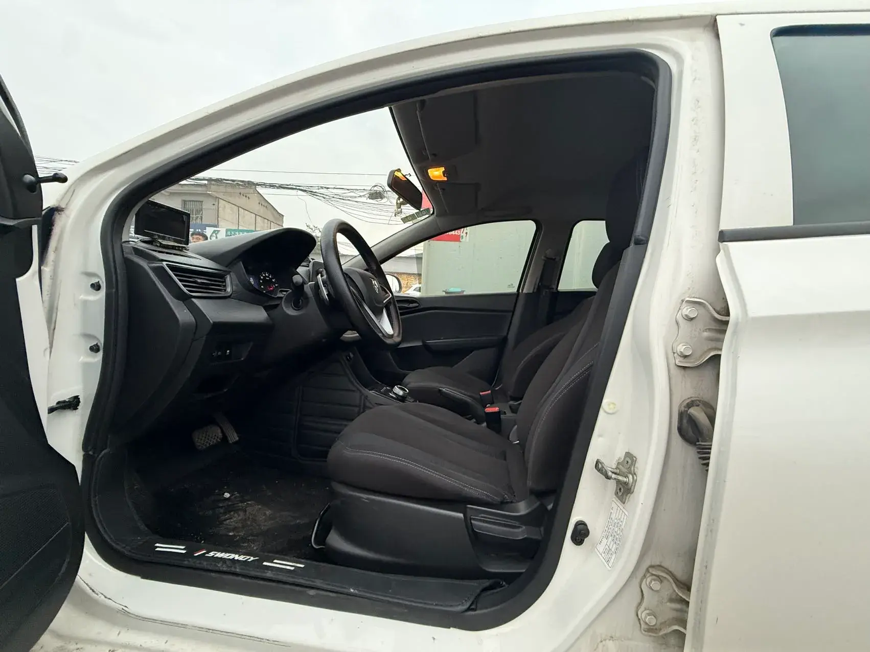 2017 BAOJUN 310 thumbnail 4