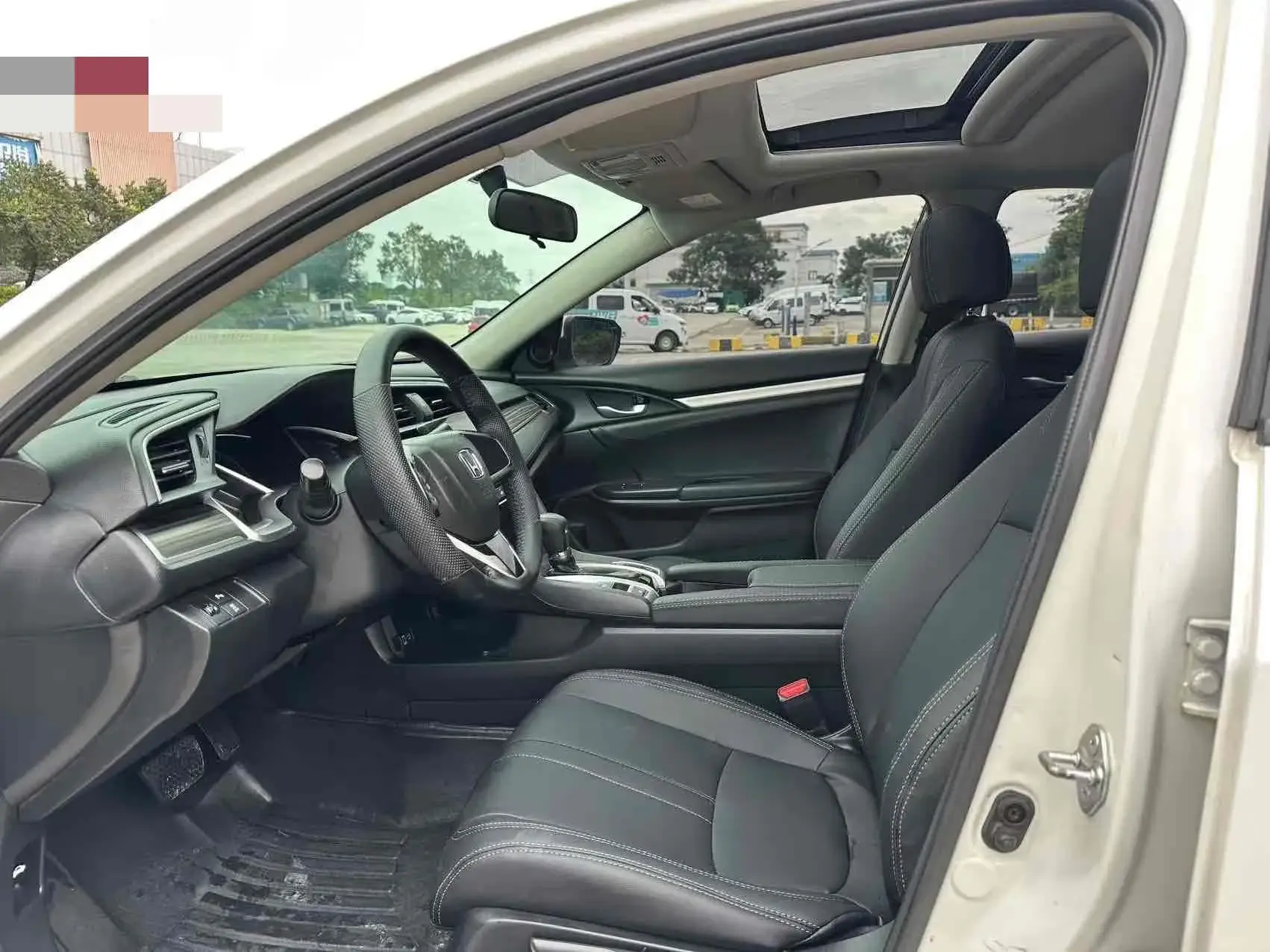 2019 HONDA CIVIC thumbnail 3