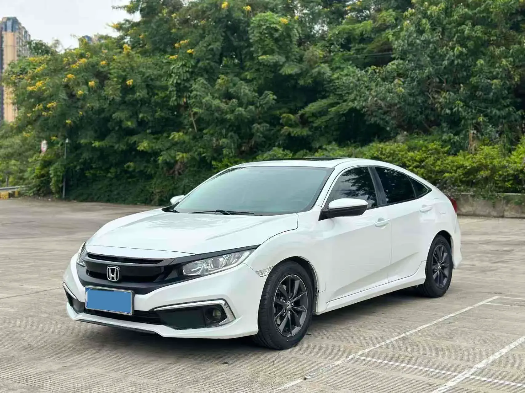 2019 HONDA CIVIC view 1