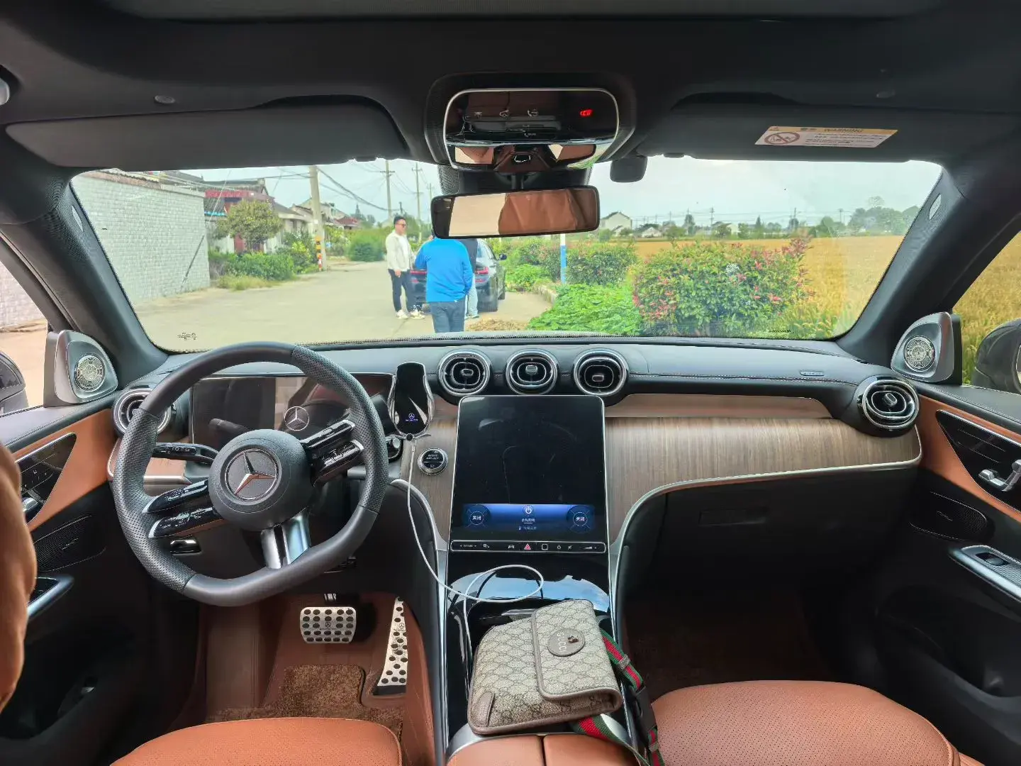 2023 MERCEDES-BENZ GLC thumbnail 3