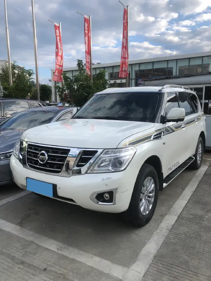 2018 Nissan Patrol 4.0L 279HP V6 7AT