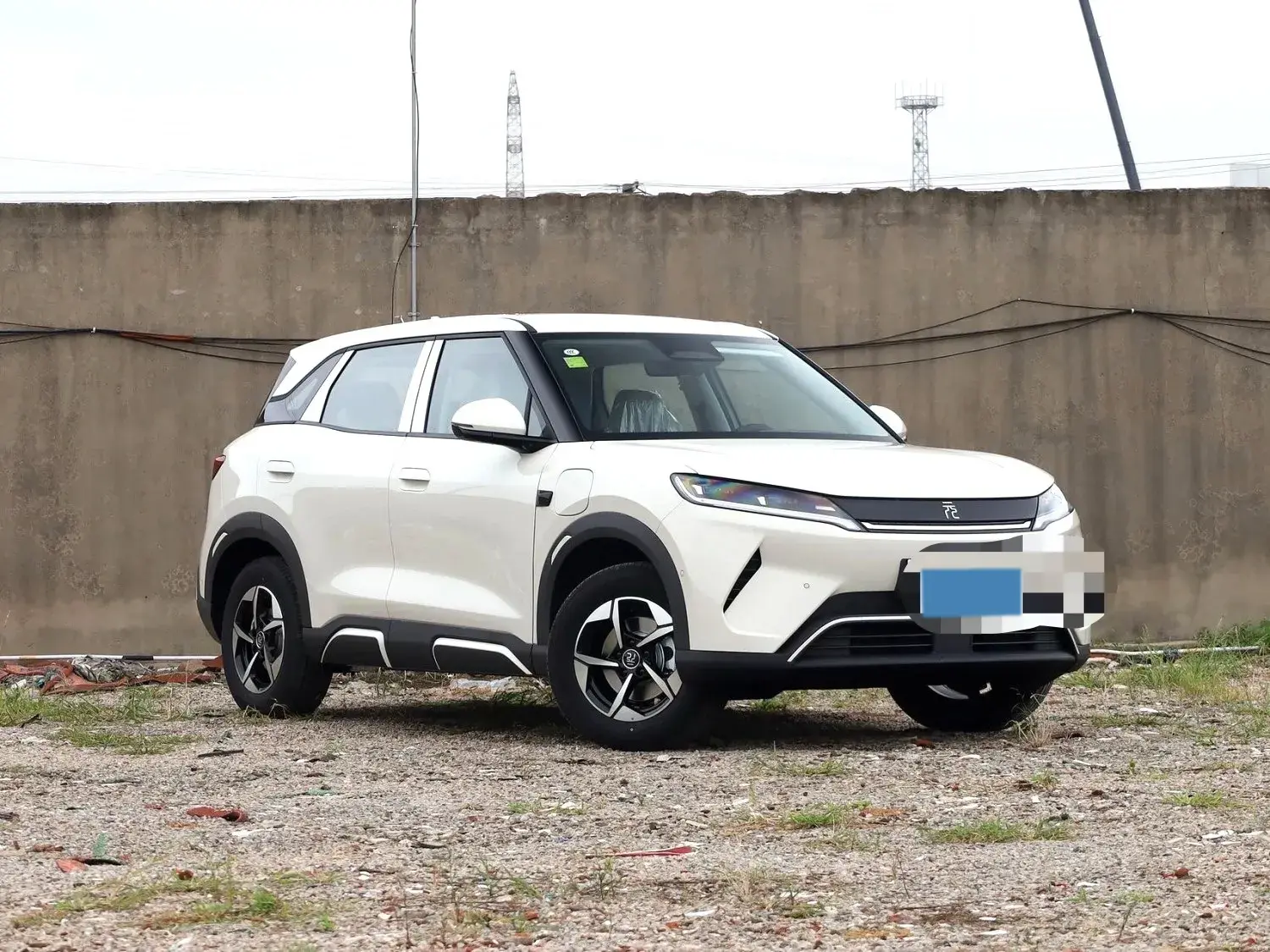 2025 BYD YUANUP thumbnail 3