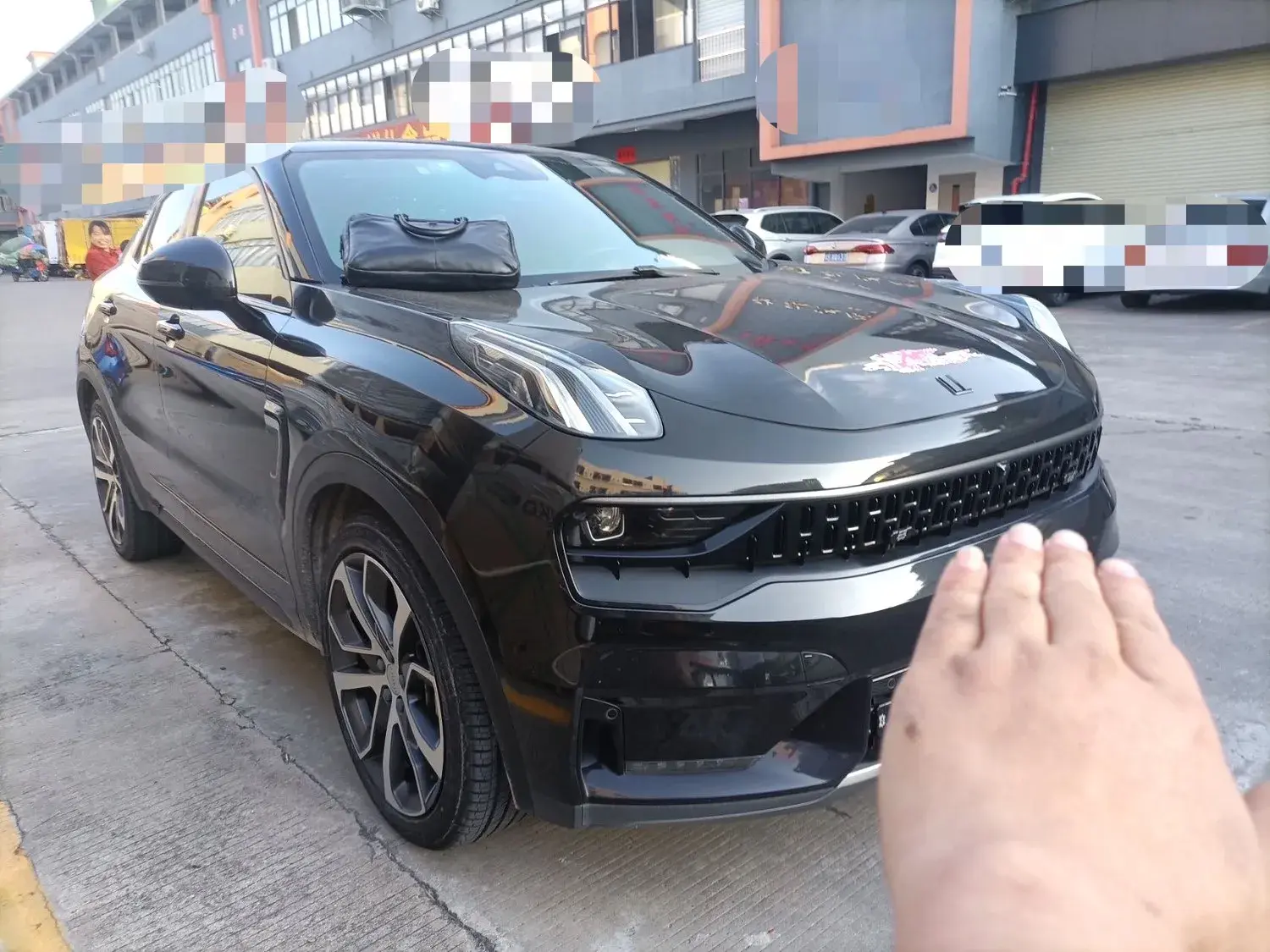 2020 LYNK&CO 05 thumbnail 3