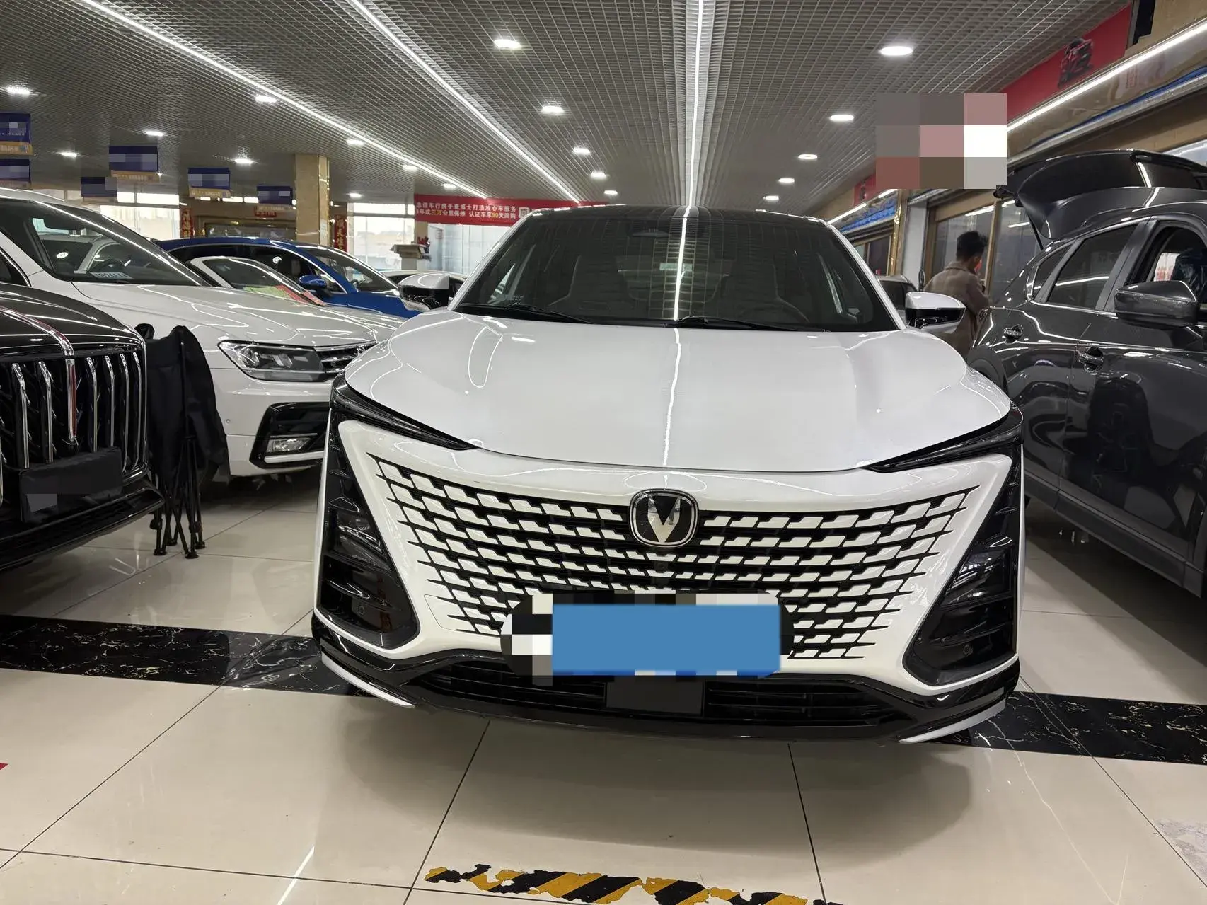 2023 CHANGAN UNI-T thumbnail 2