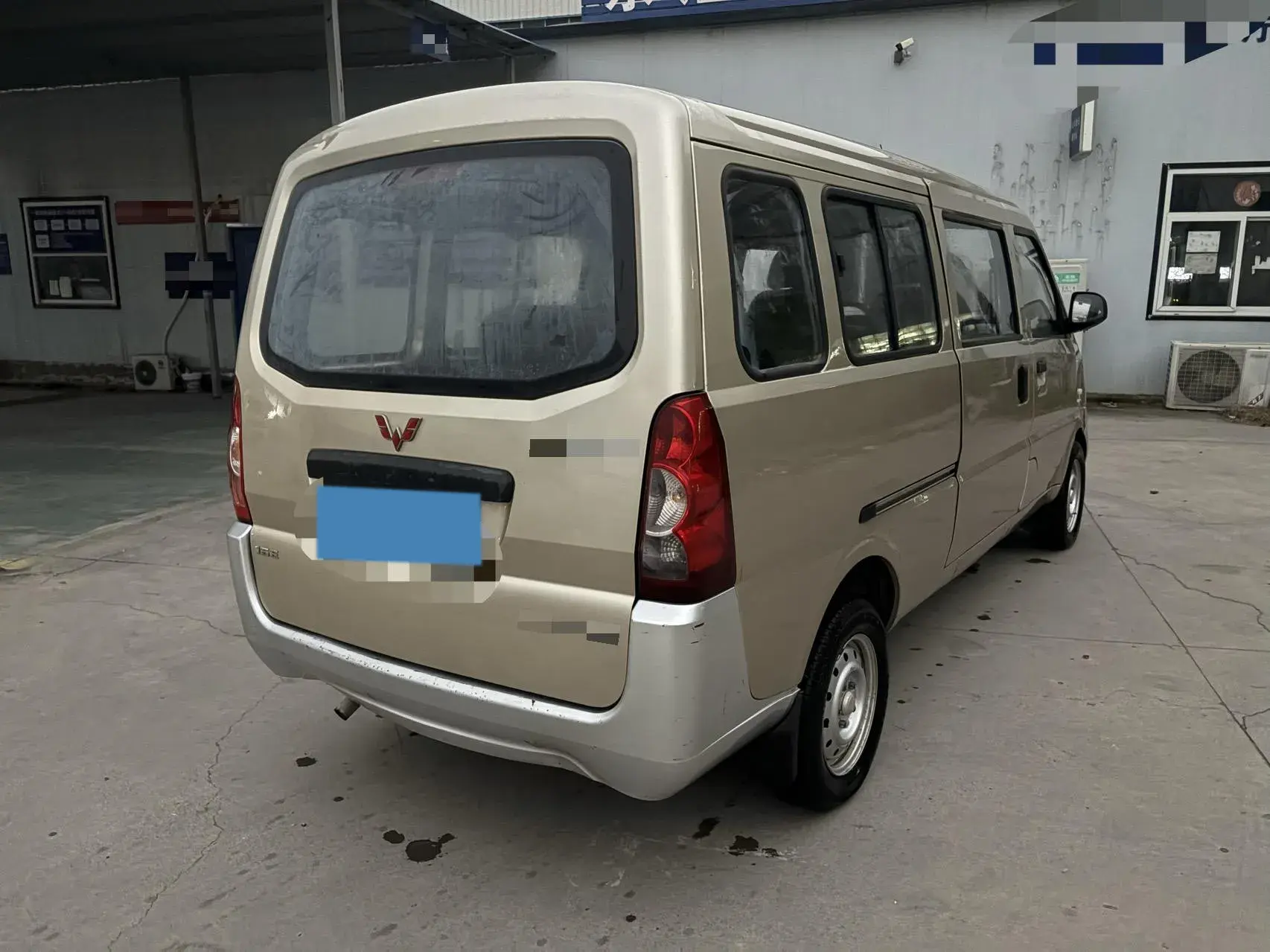 2017 WULING RONGGUANG thumbnail 4
