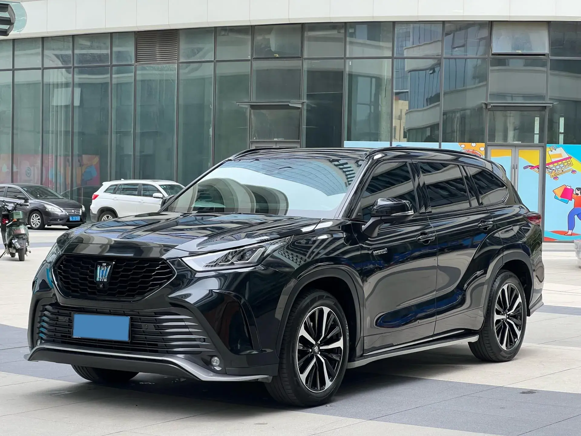 2023 TOYOTA CROWN view 1