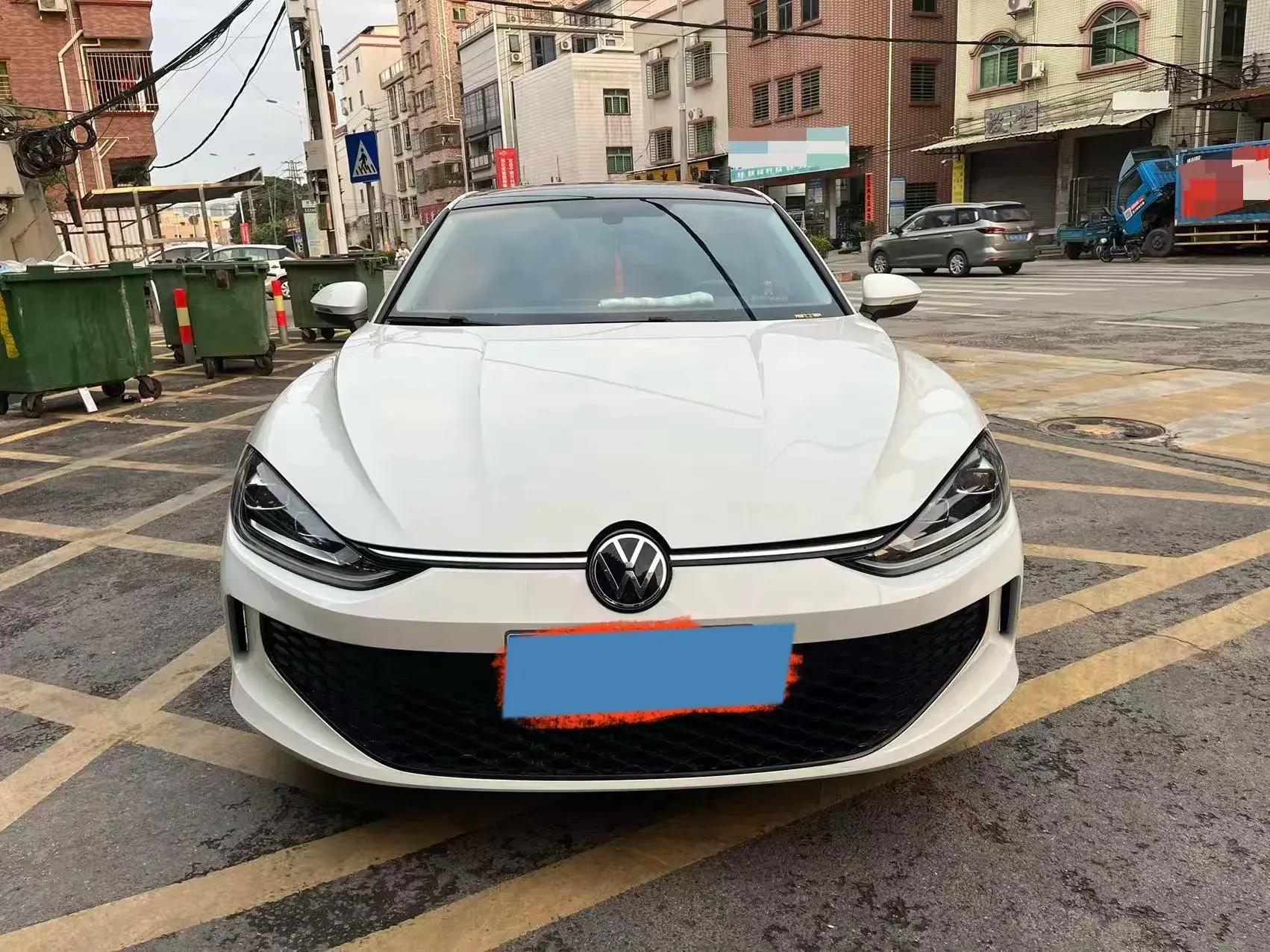 2024 VOLKSWAGEN LAMANDO thumbnail 2