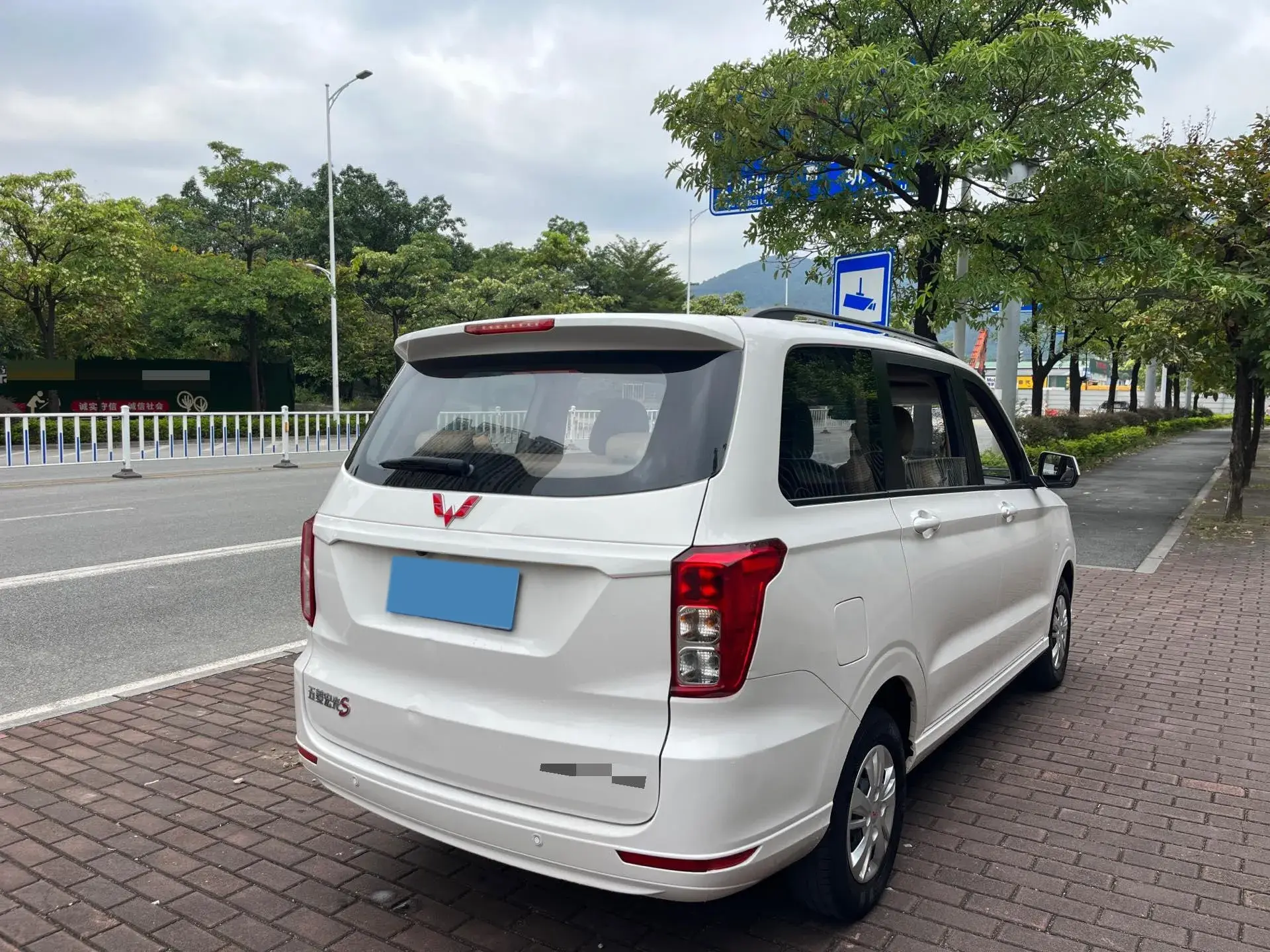 2021 WULING HONGGUANG thumbnail 3