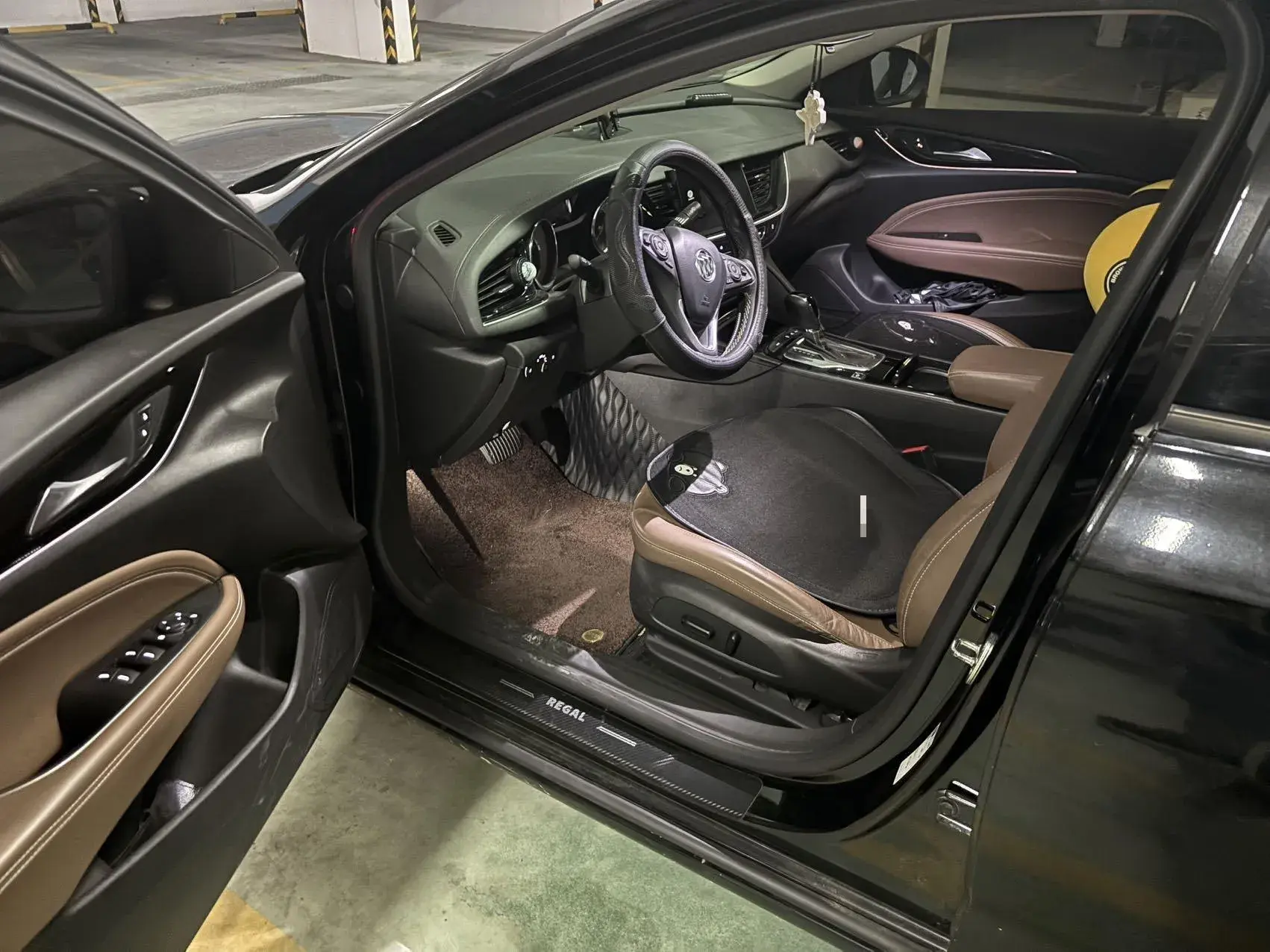 2019 BUICK REGAL thumbnail 3