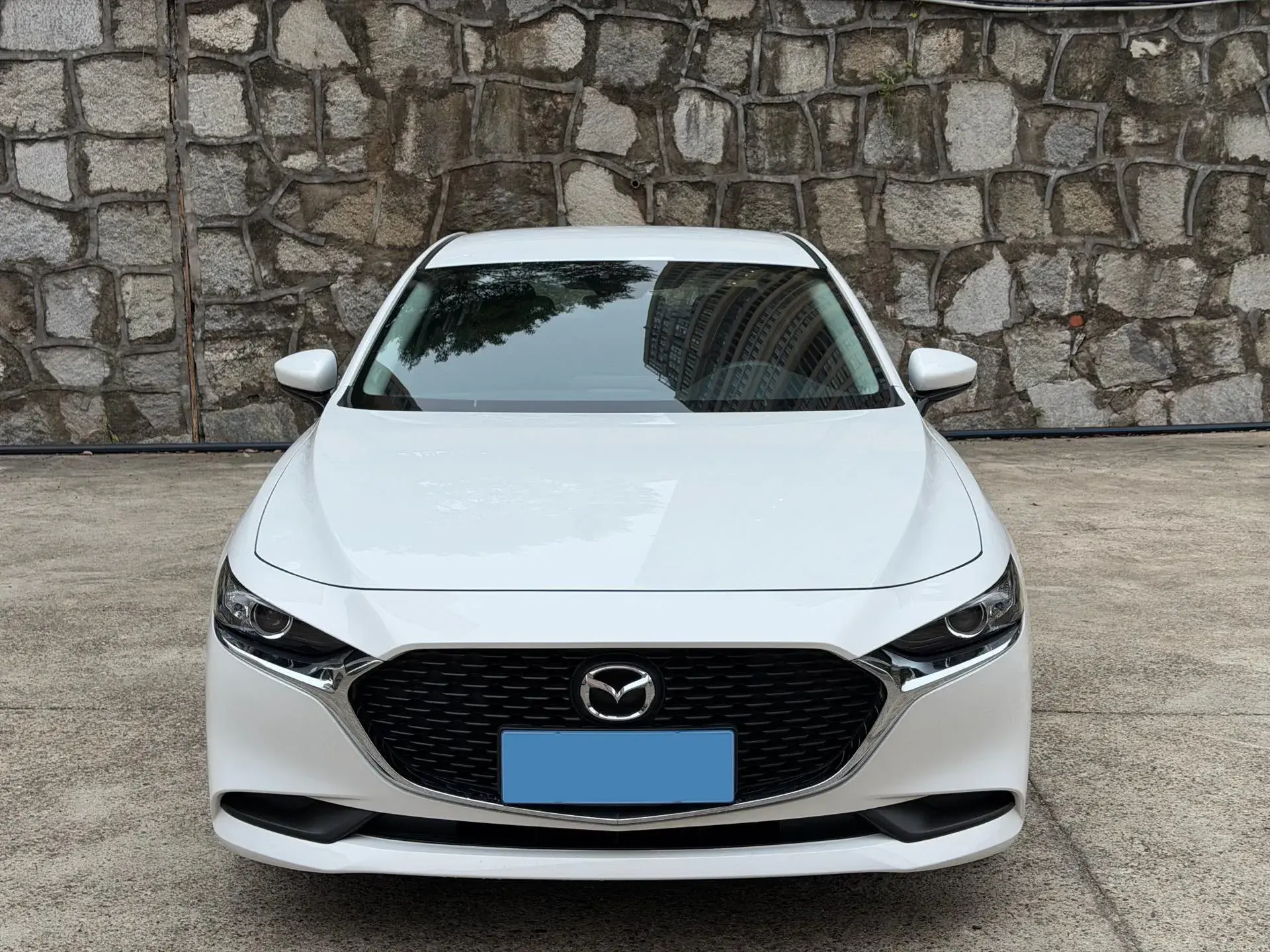 2023 MAZDA 3 thumbnail 2