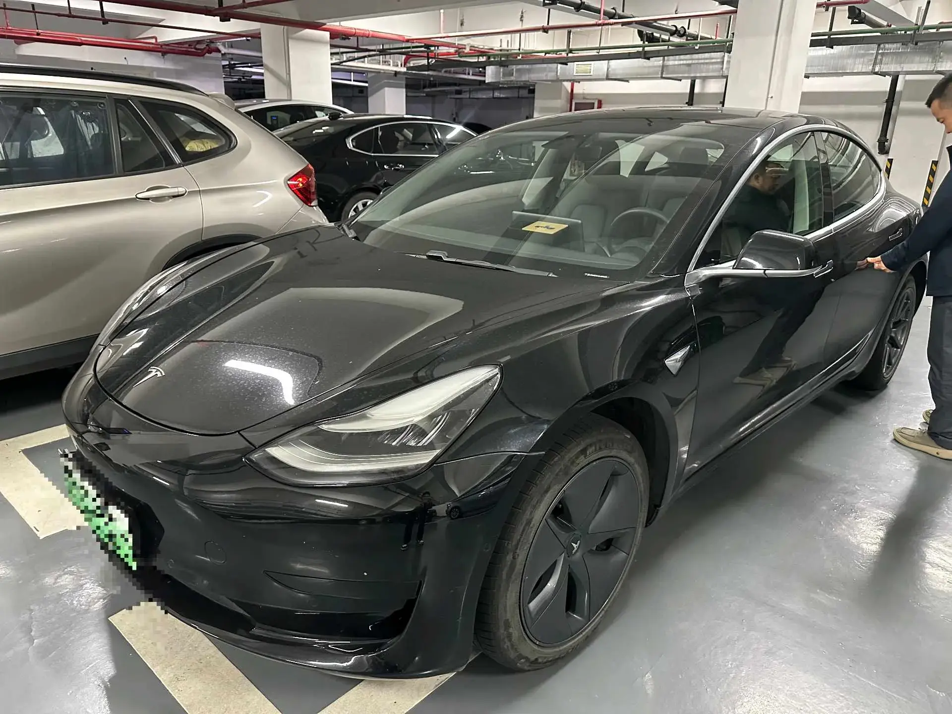 2020 TESLA MODEL view 1