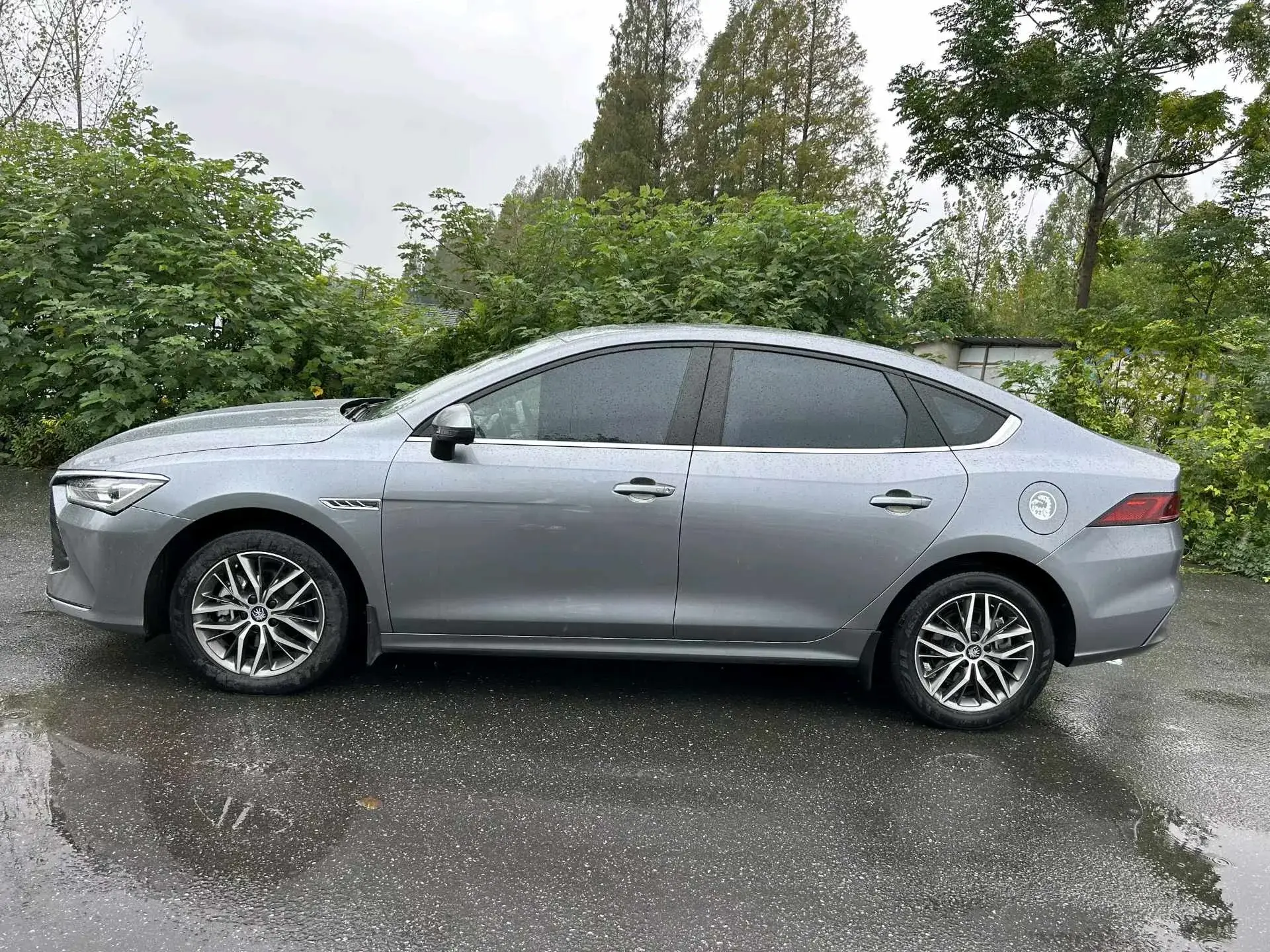 2022 BYD DESTROYER thumbnail 3