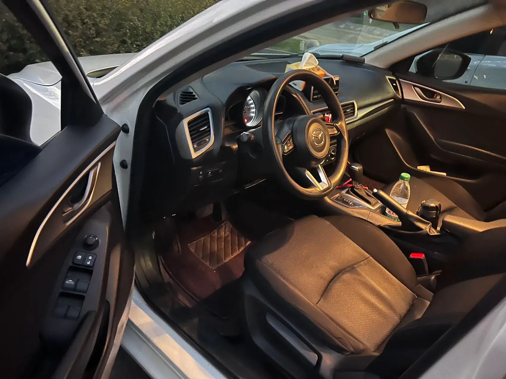 2019 MAZDA 3 thumbnail 4