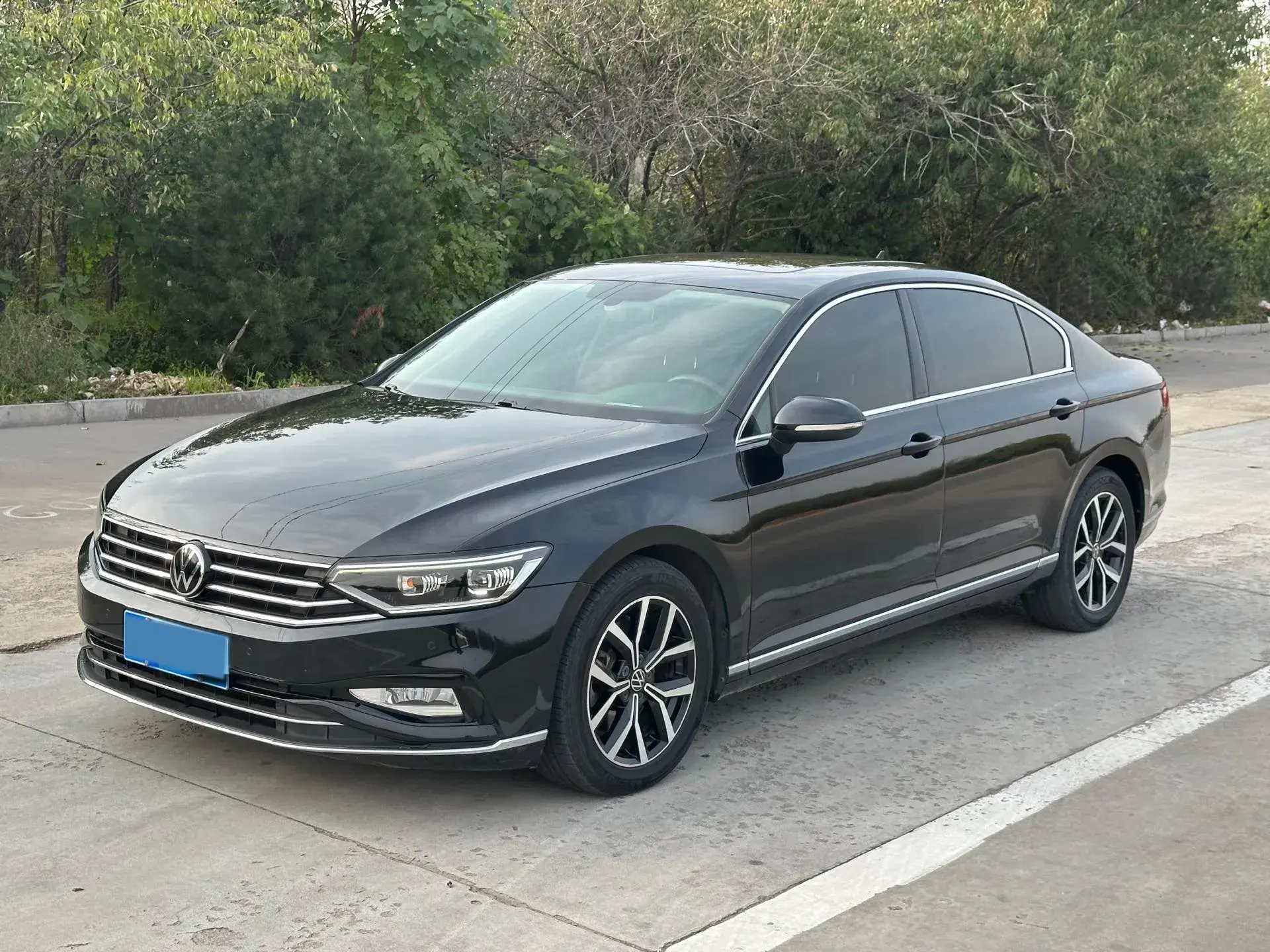 2020 VOLKSWAGEN MAGOTAN view 1