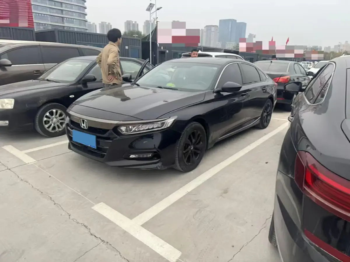 2021 Honda Accord 1.5T 194HP L4 CVT
