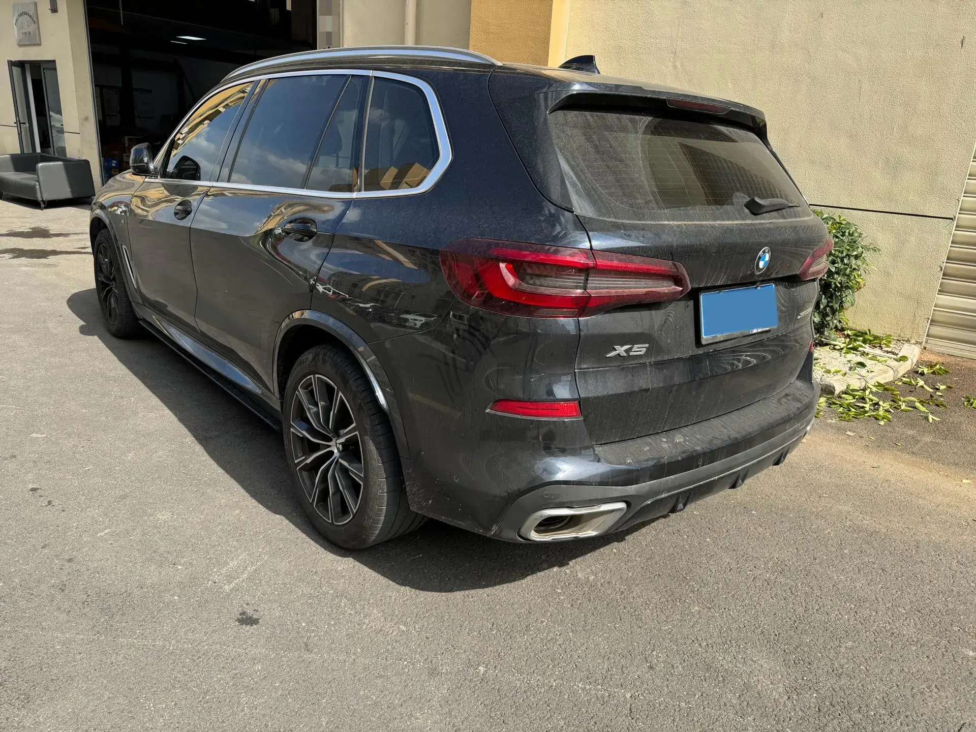 2022 BMW X5 thumbnail 2