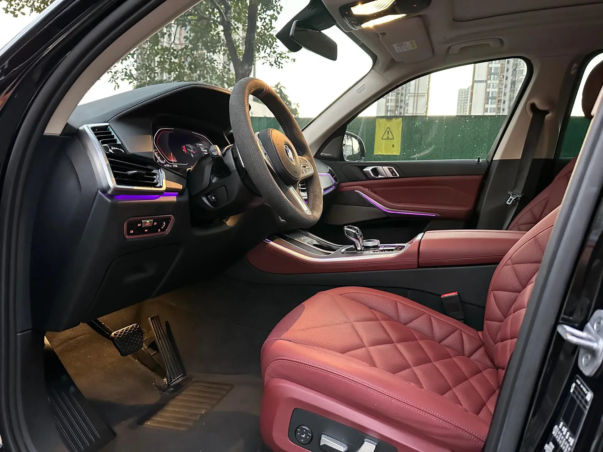 2022 BMW X5 thumbnail 2