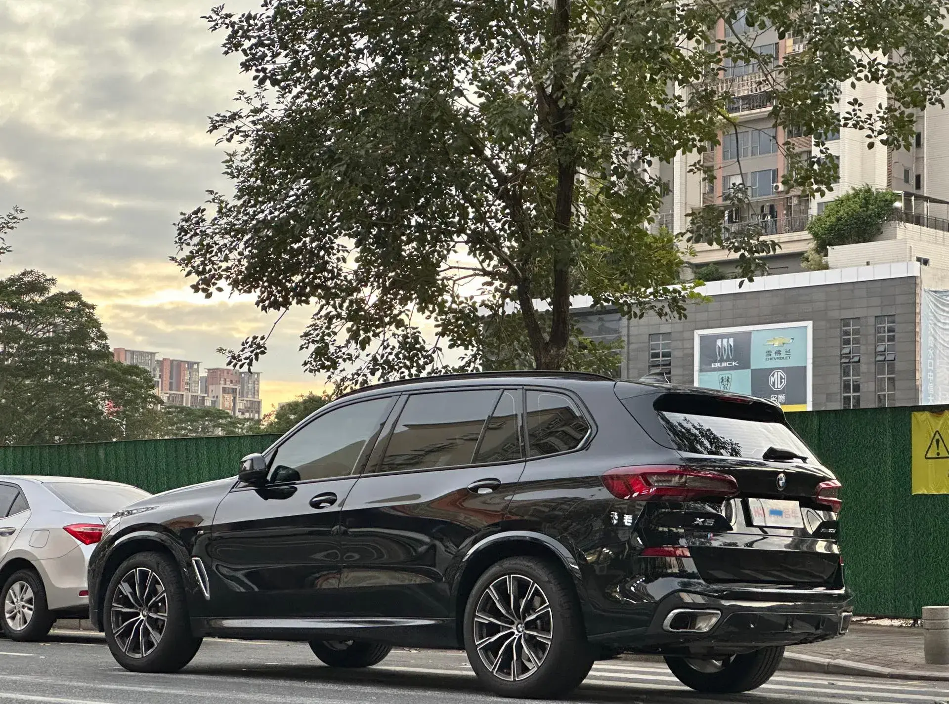 2022 BMW X5 thumbnail 4