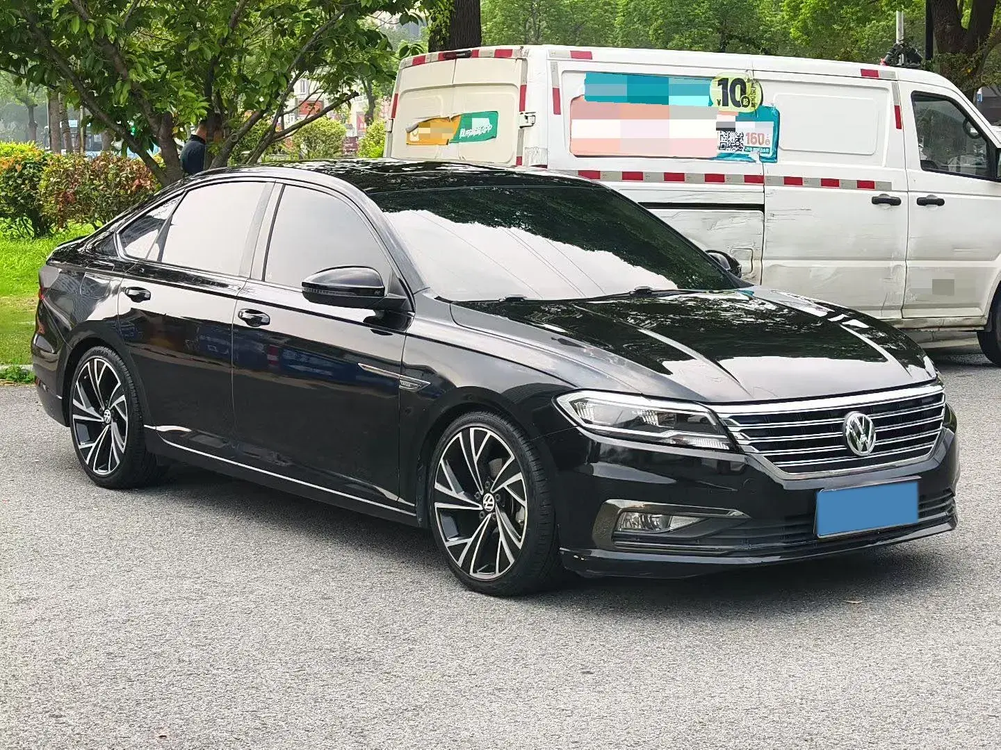 2019 VOLKSWAGEN LAVIDA thumbnail 3