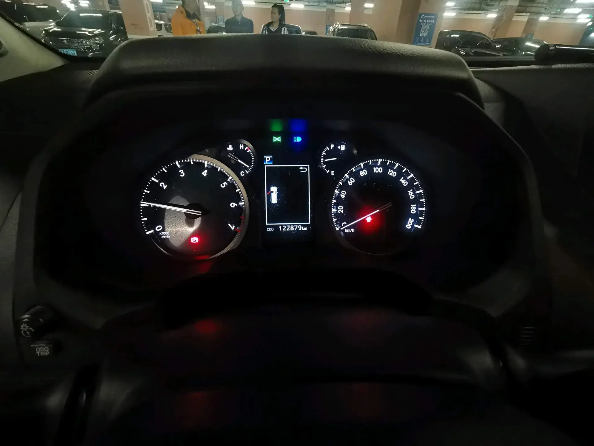 2018 TOYOTA LAND thumbnail 3