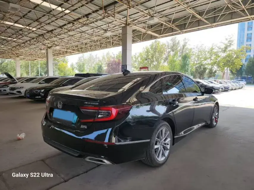 2022 HONDA ACCORD thumbnail 4