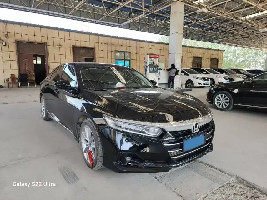 2022 HONDA ACCORD thumbnail 3