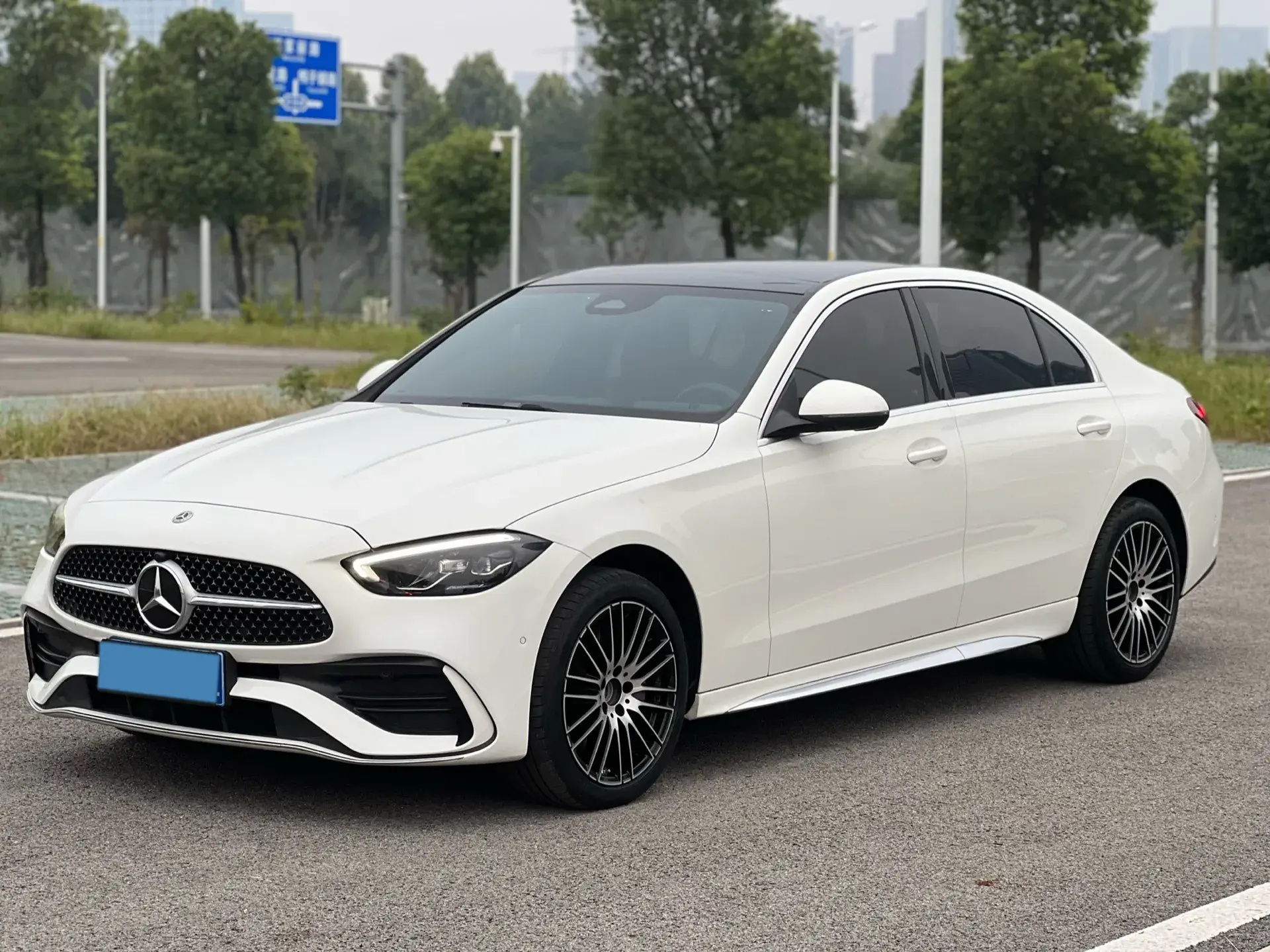 2023 MERCEDES-BENZ C view 1