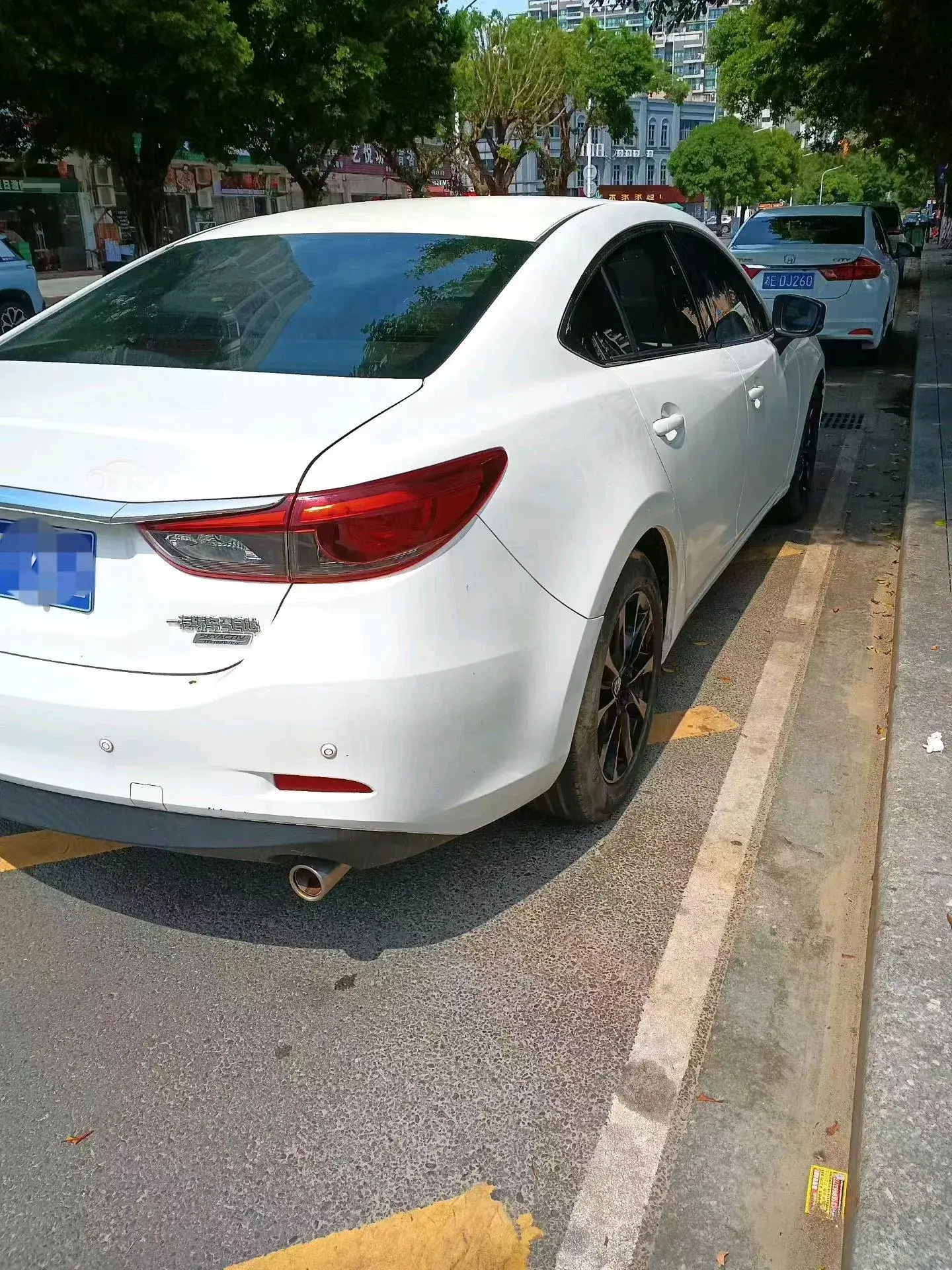 2018 MAZDA ATENZA thumbnail 3