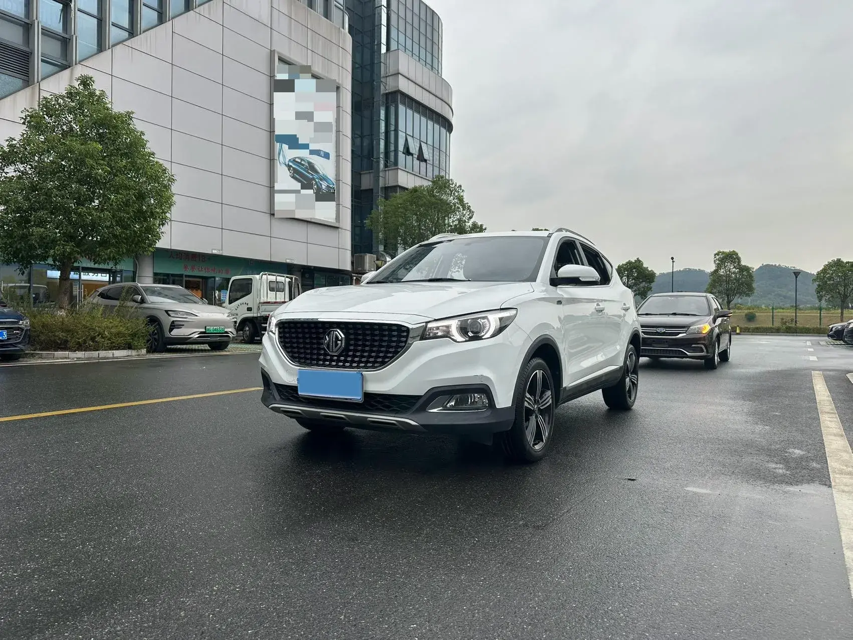 2019 MG ZS view 1