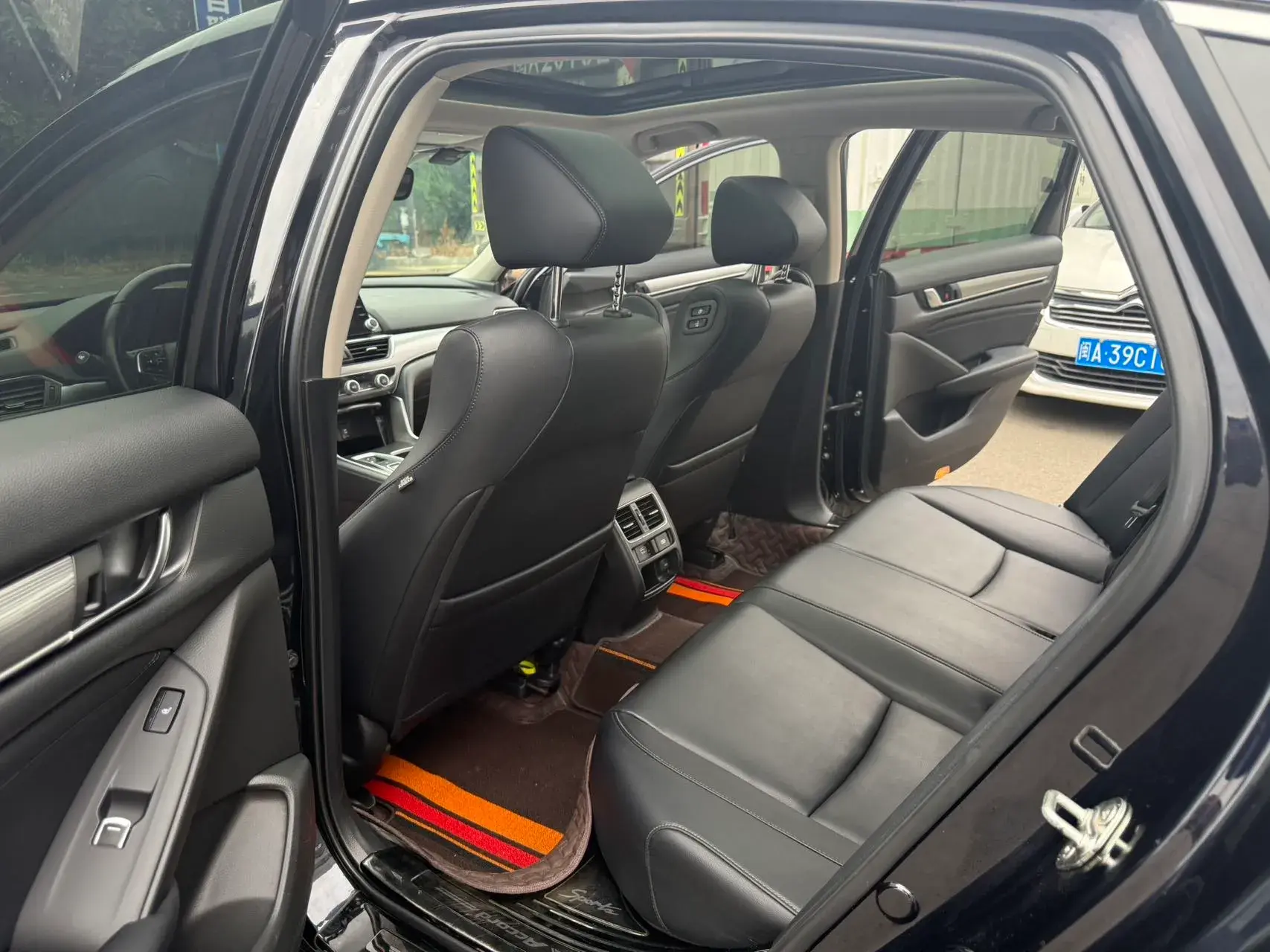 2021 HONDA ACCORD thumbnail 4