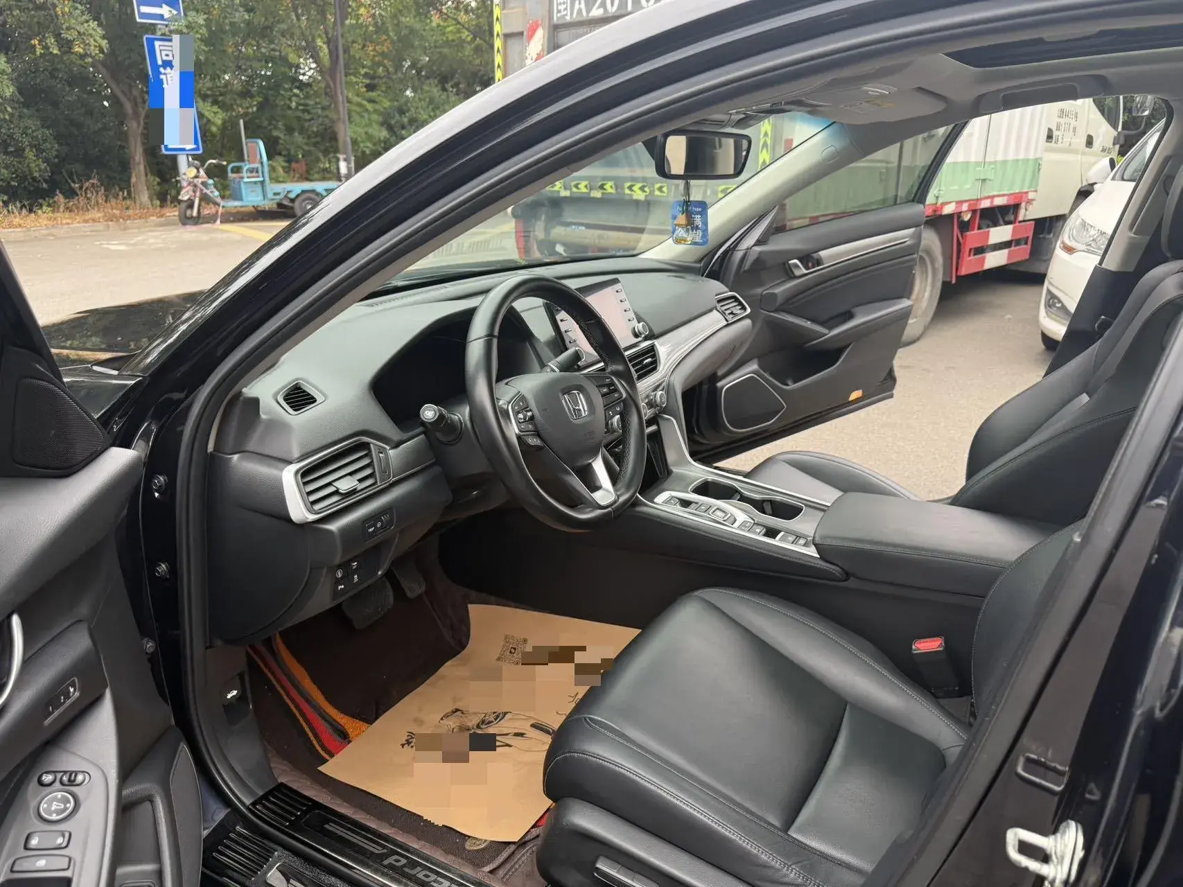 2021 HONDA ACCORD thumbnail 3