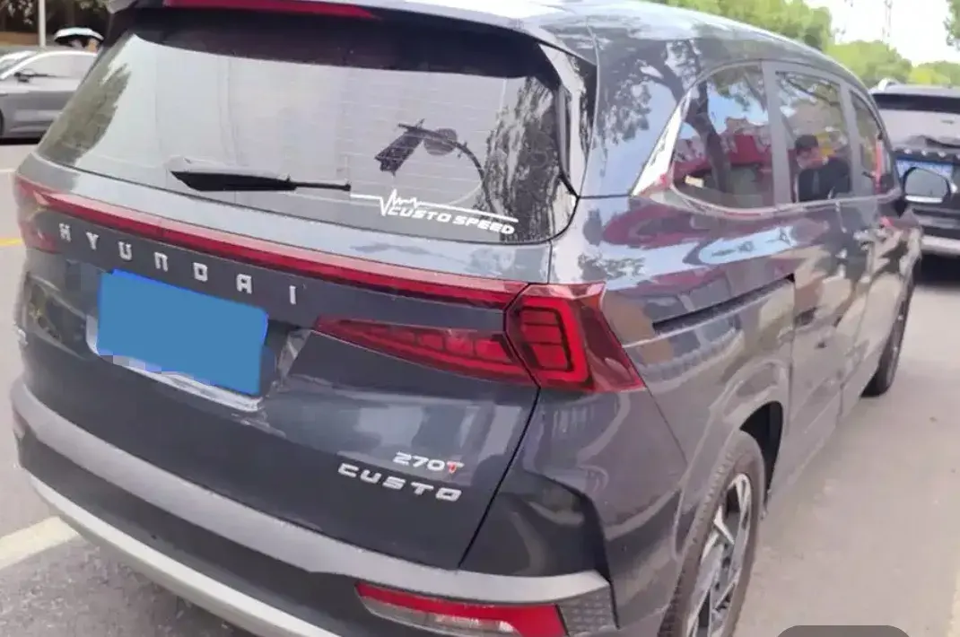 2022 HYUNDAI CUSTO thumbnail 4