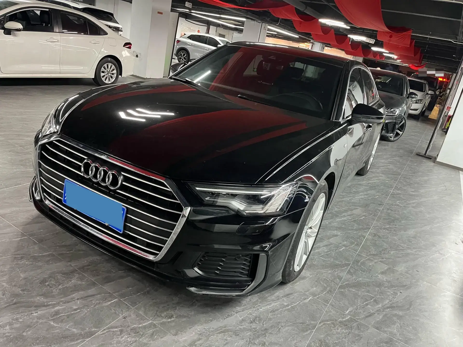 2022 AUDI A6L view 1